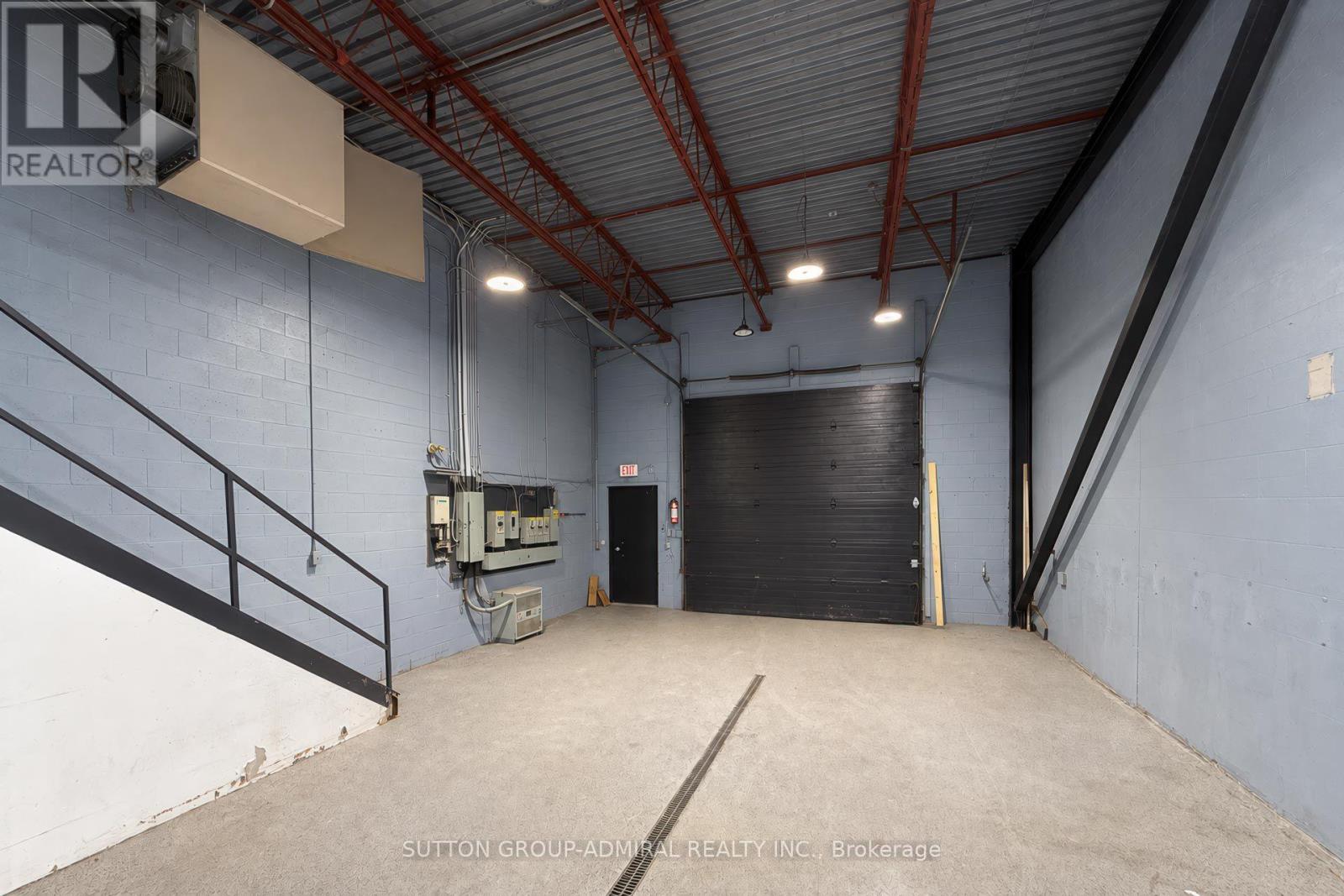 #1 - 130 Lepage Court, Toronto, Ontario  M3J 3J1 - Photo 8 - W14095644