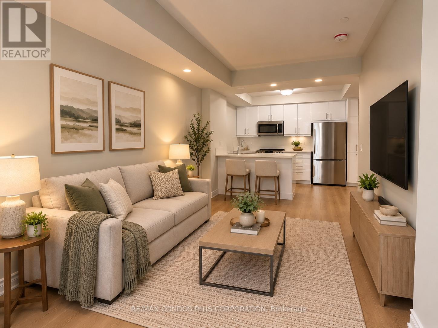UNIT 8 - 90 EASTWOOD PARK GARDENS, Toronto, Ontario