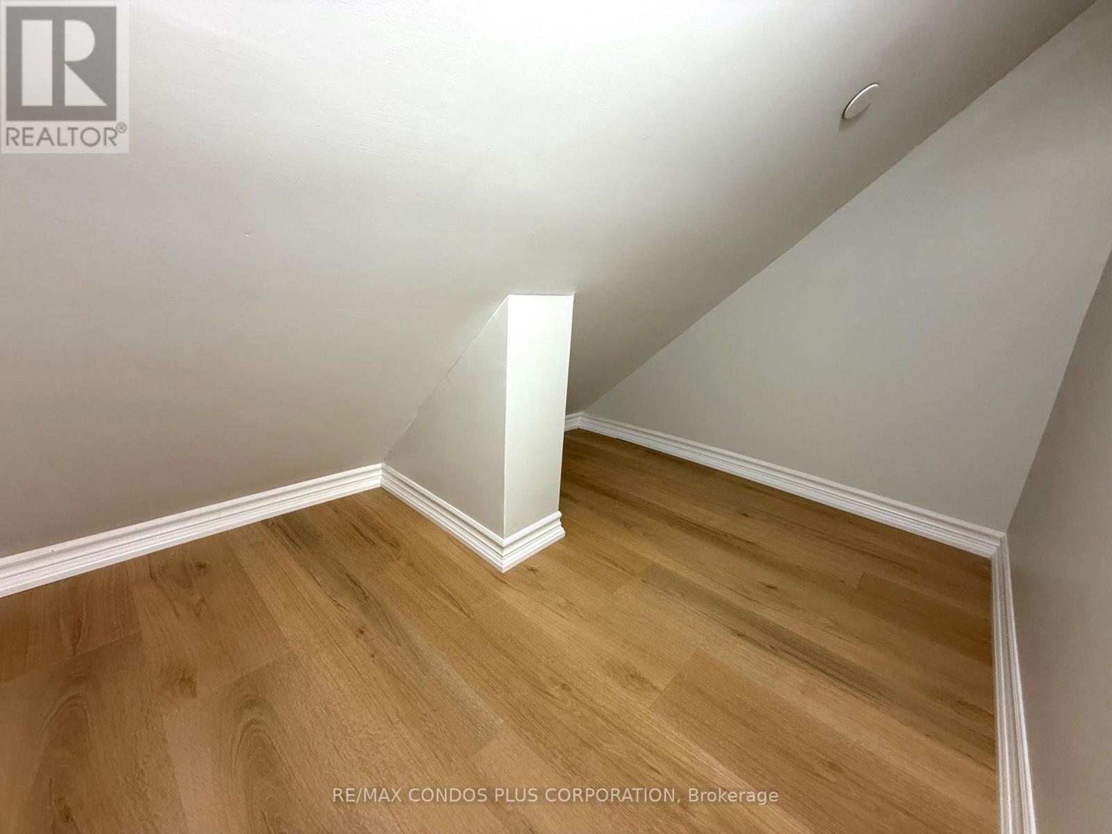 Unit 8 - 90 Eastwood Park Gardens, Toronto, Ontario  M8W 0B2 - Photo 13 - W14095692