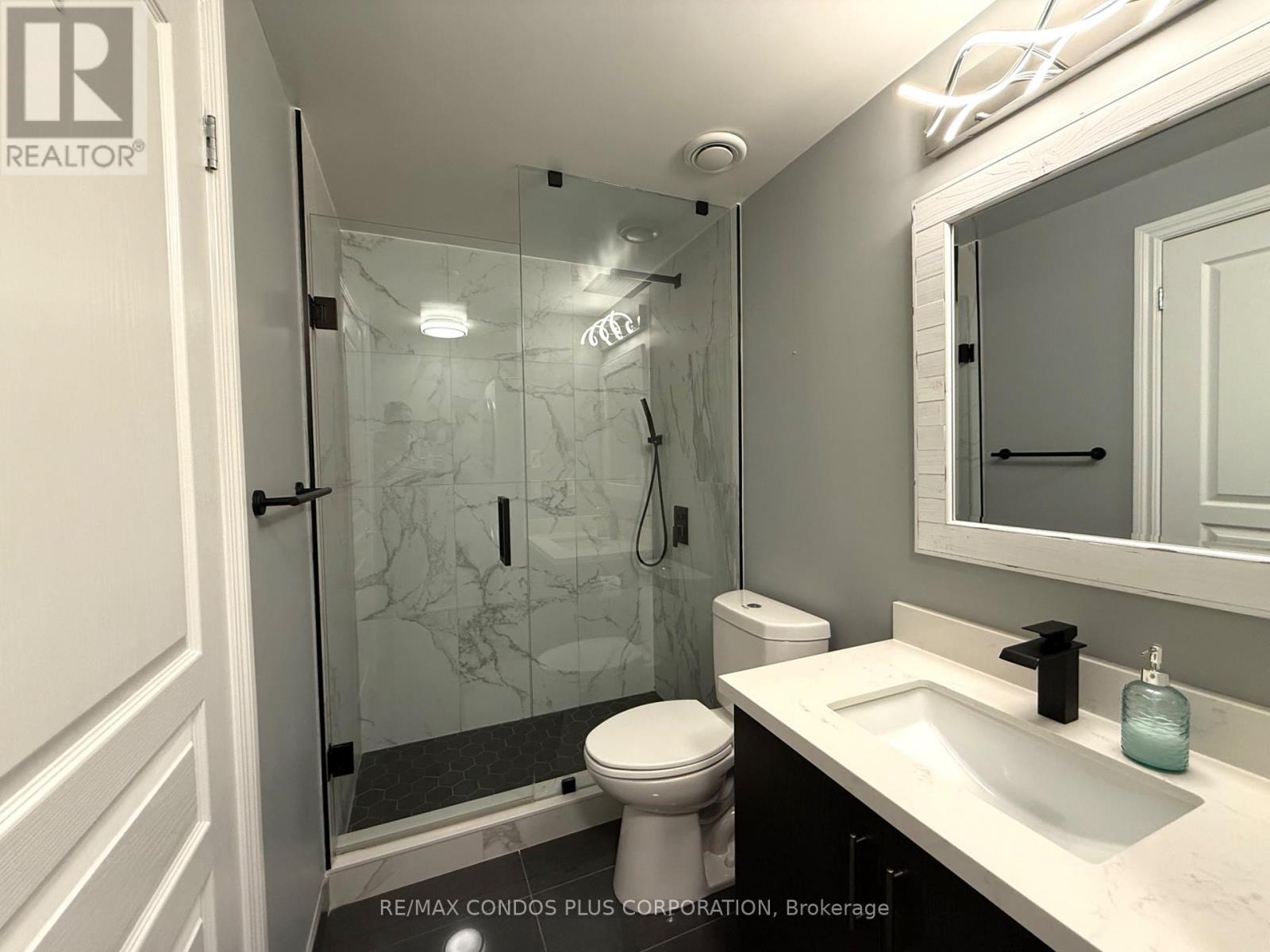 Unit 8 - 90 Eastwood Park Gardens, Toronto, Ontario  M8W 0B2 - Photo 14 - W14095692