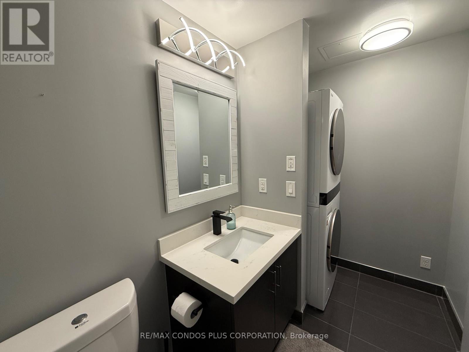 Unit 8 - 90 Eastwood Park Gardens, Toronto, Ontario  M8W 0B2 - Photo 15 - W14095692