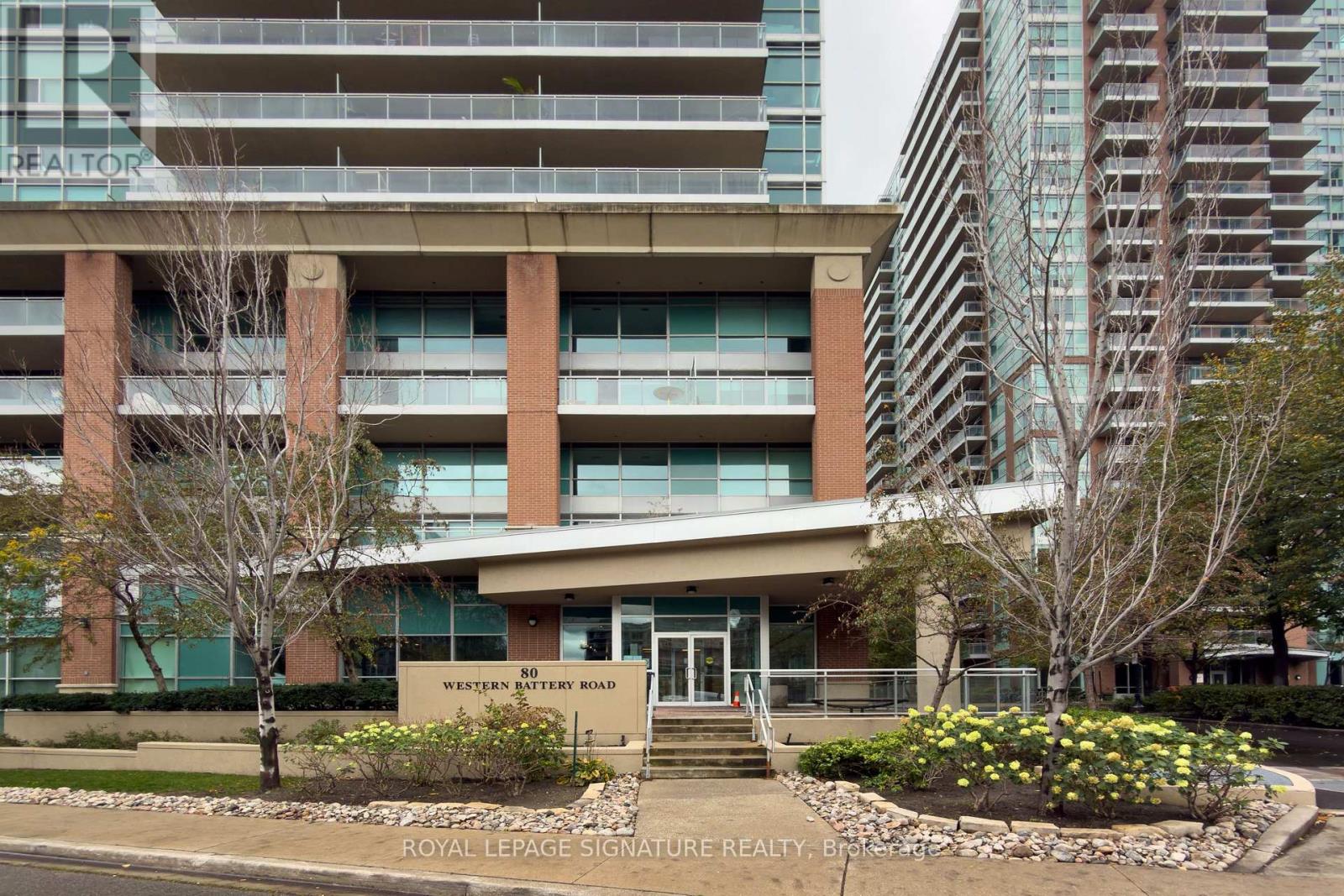 901 - 80 Western Battery Road, Toronto, Ontario  M6K 3S1 - Photo 2 - C14092306