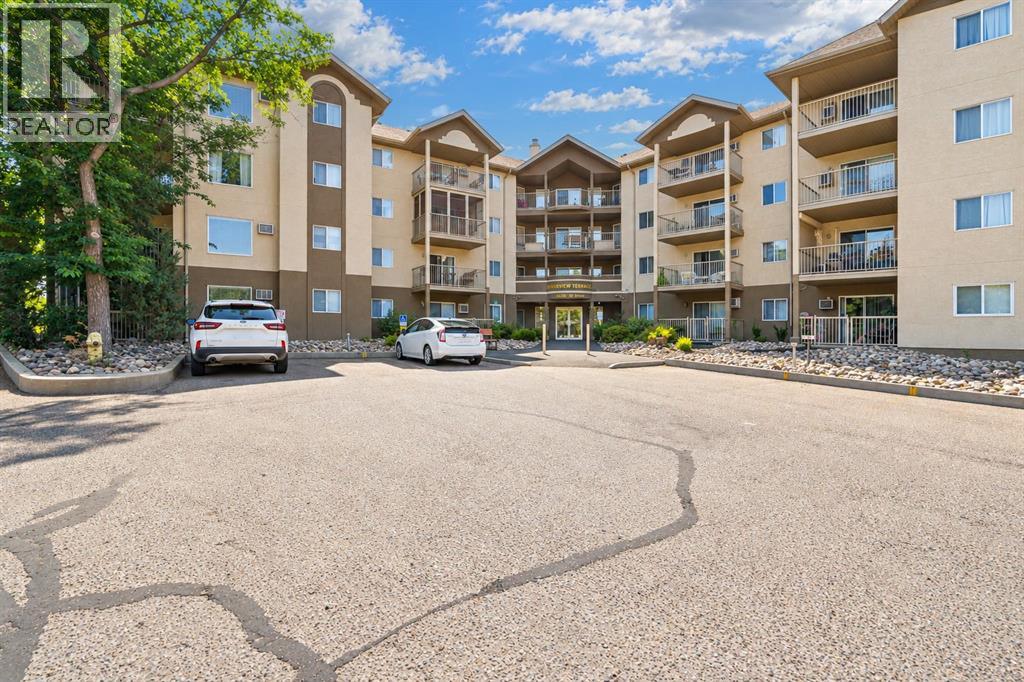 412, 245 Red Deer Drive SW