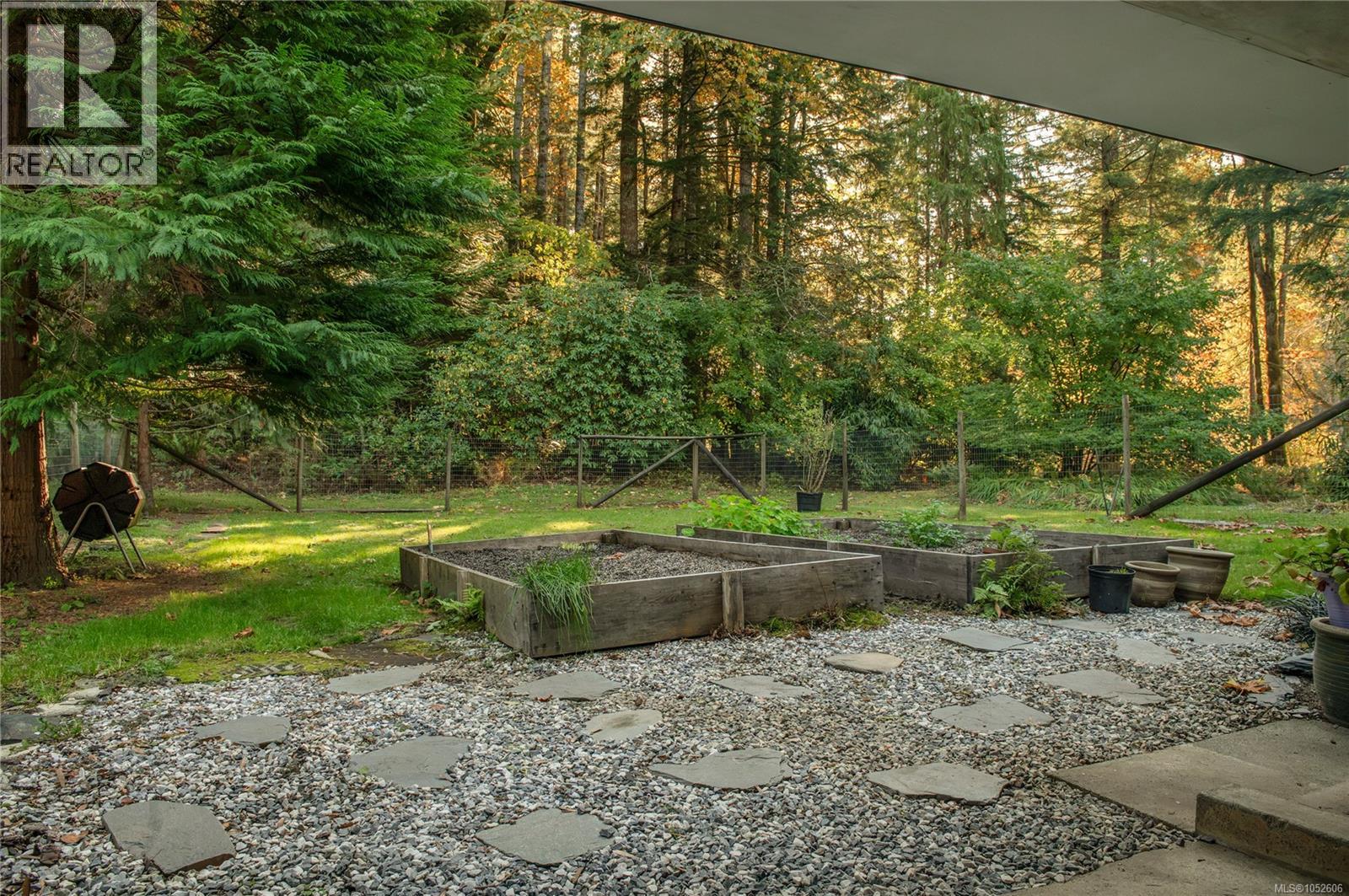 2691 Campbell River Rd