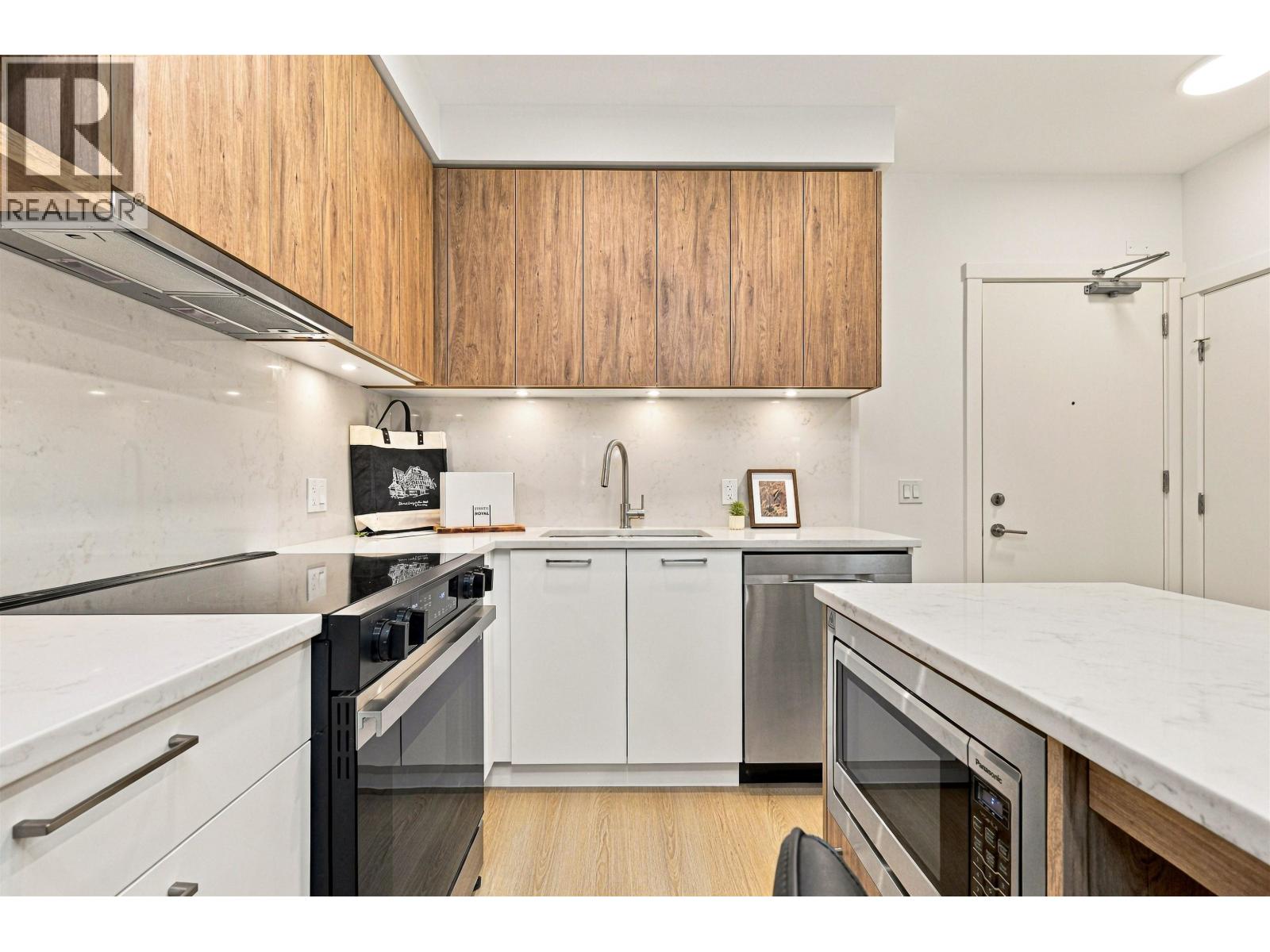 109 82 First Street, New Westminster, British Columbia  V3L 0L8 - Photo 6 - R3175607