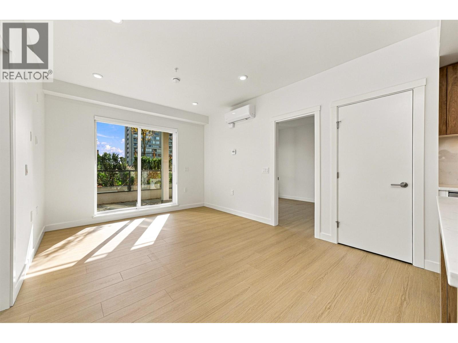 127 82 First Street, New Westminster, British Columbia  V3L 0L8 - Photo 6 - R3176436