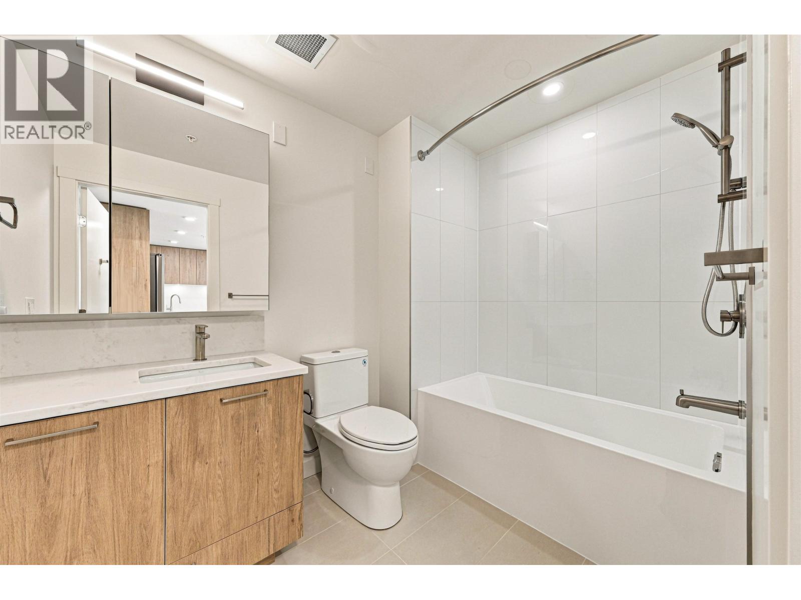 127 82 First Street, New Westminster, British Columbia  V3L 0L8 - Photo 16 - R3176436