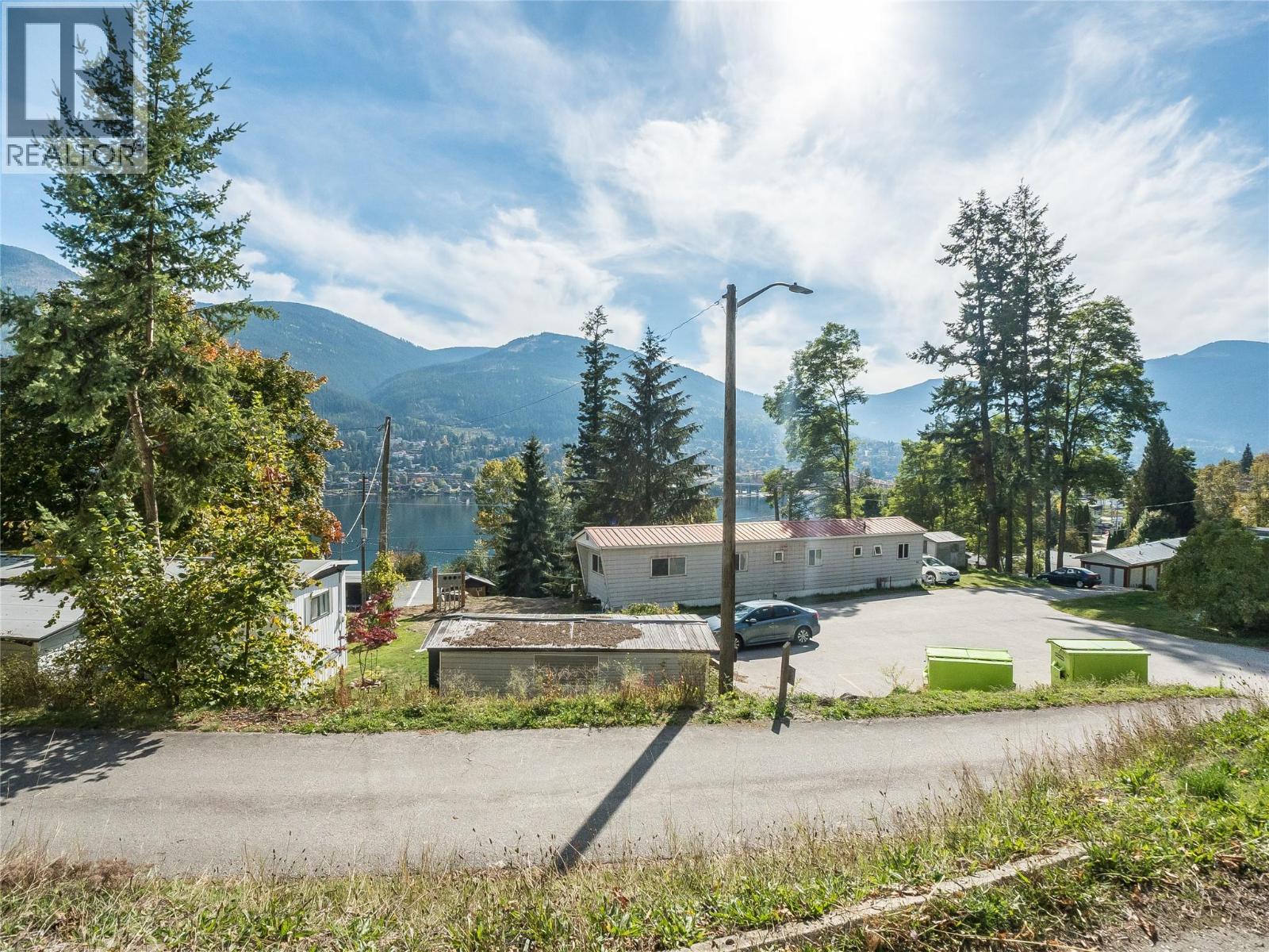 739 Highway 3a Highway Unit# 30, Nelson, British Columbia  V1L 6M4 - Photo 17 - 10403329