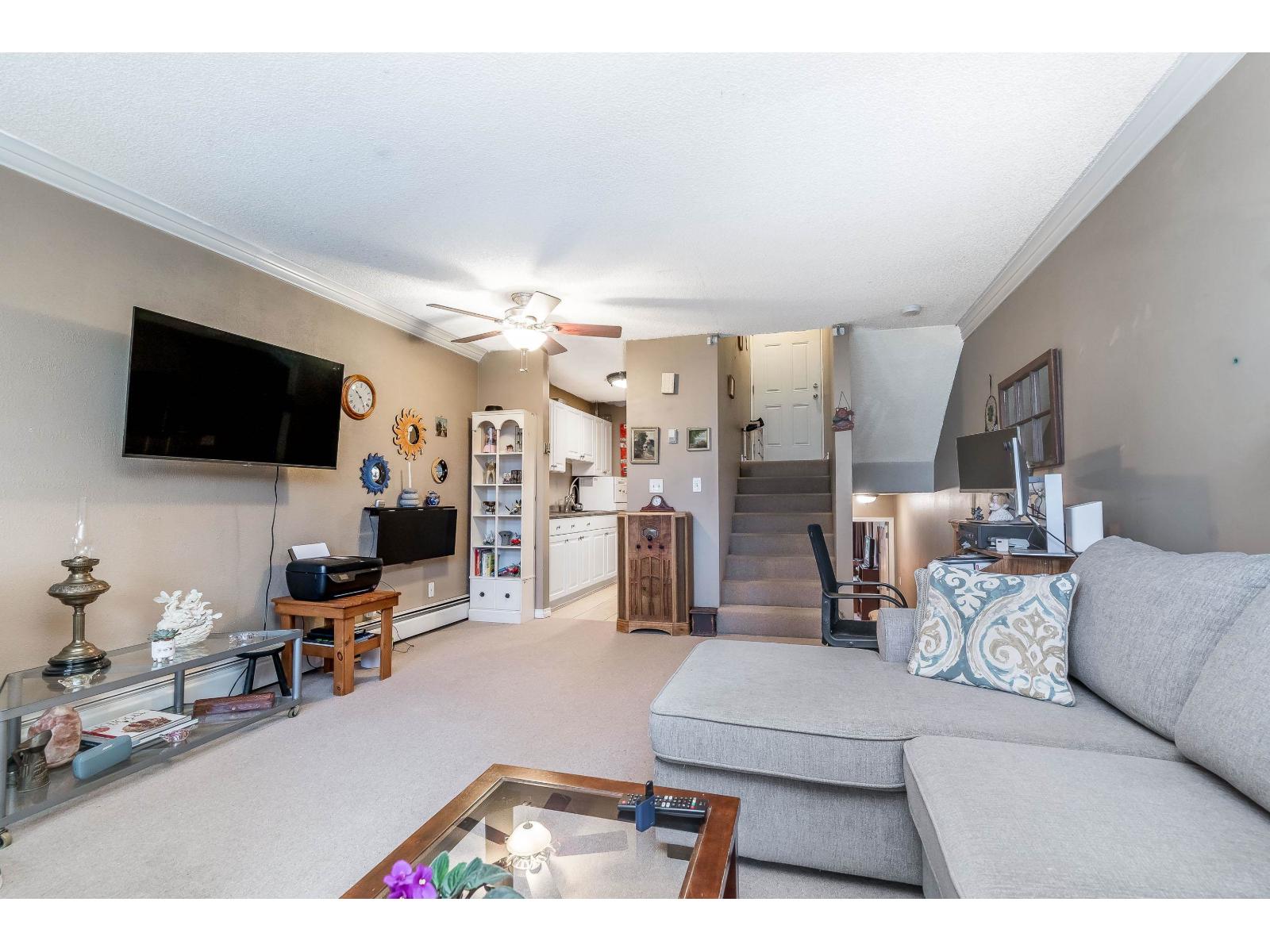 70 17712 60 Avenue, Surrey, British Columbia  V3S 1V2 - Photo 3 - R3176236