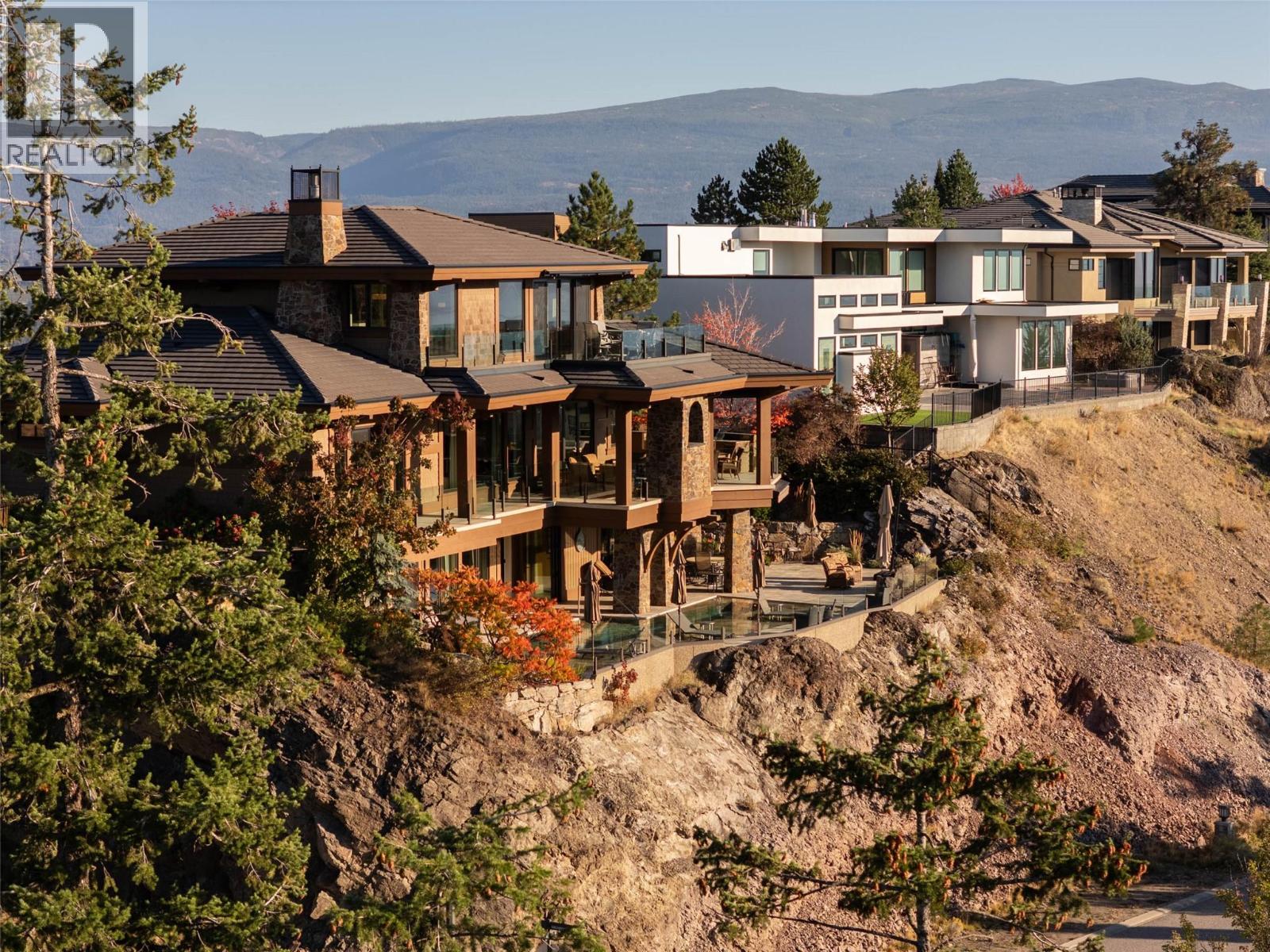 706 Highpointe Court, Kelowna, British Columbia  V1V 2Y3 - Photo 5 - 10402987