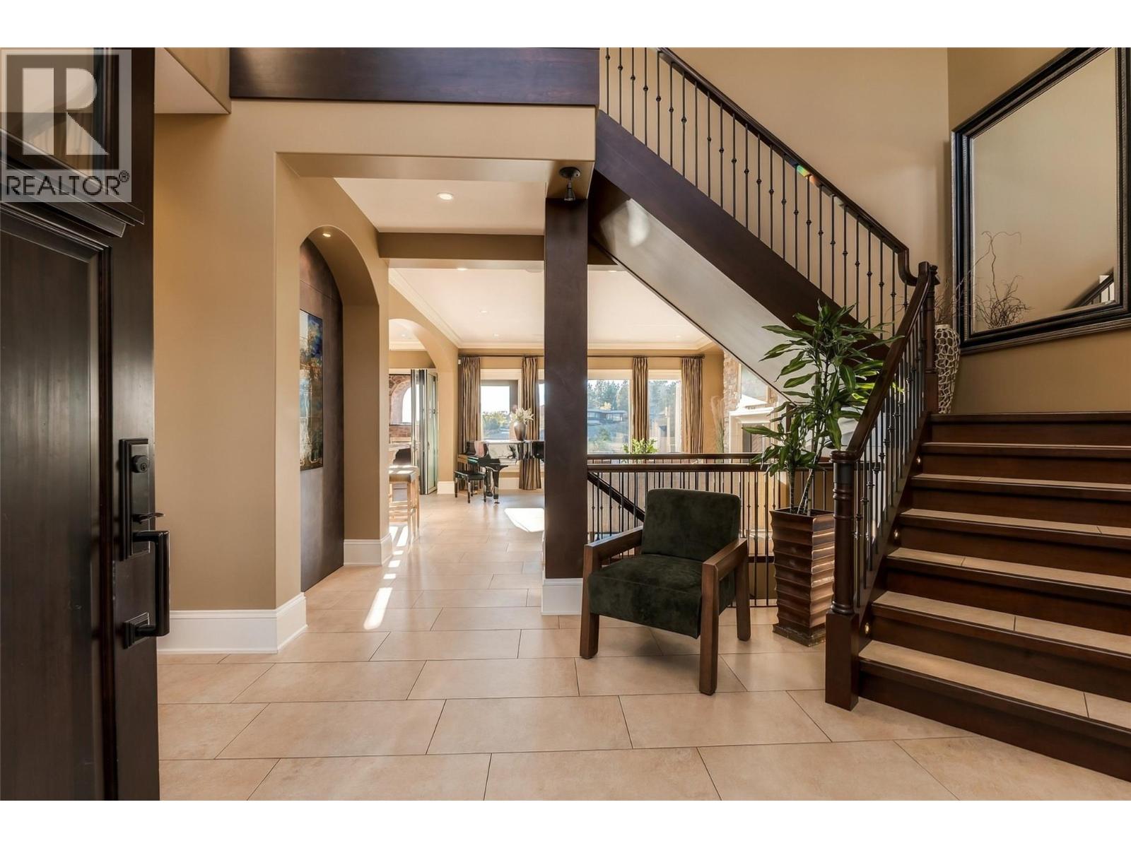 706 Highpointe Court, Kelowna, British Columbia  V1V 2Y3 - Photo 12 - 10402987