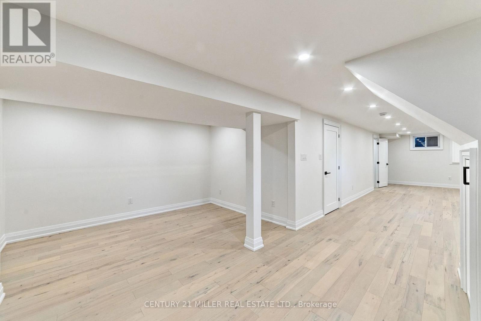 1200 Ingledene Drive, Oakville, Ontario  L6H 2H9 - Photo 33 - W13842240