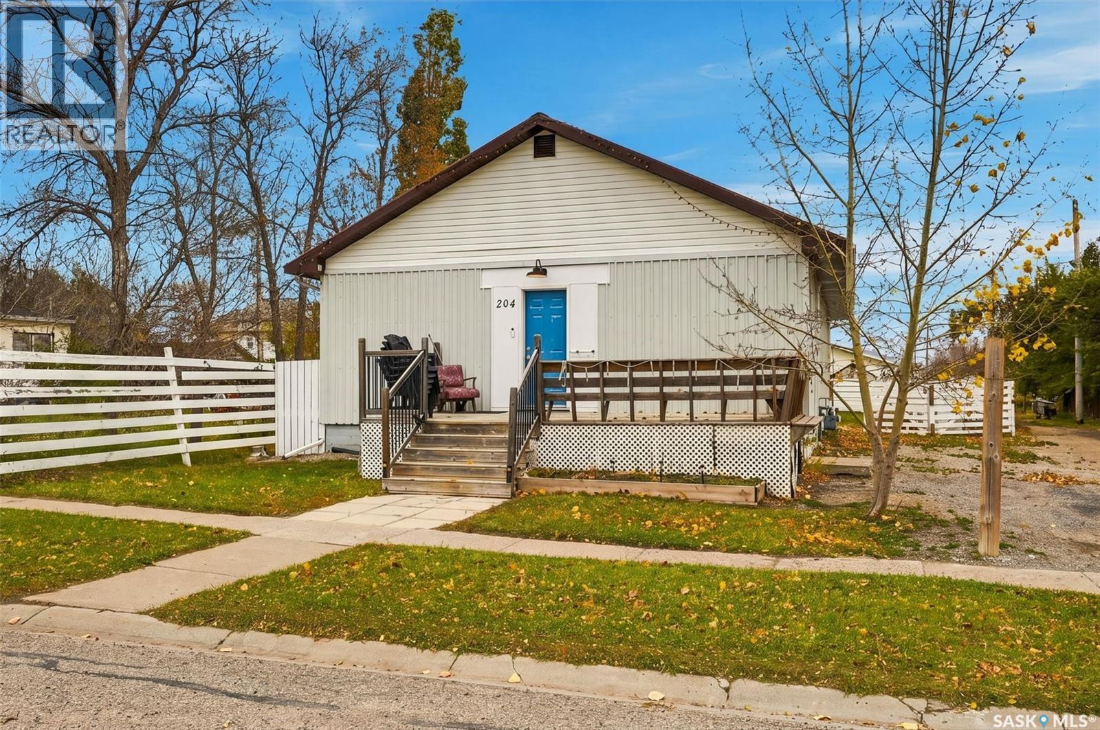 204 Main Street, Rouleau, Saskatchewan  S0G 4H0 - Photo 1 - SK051409