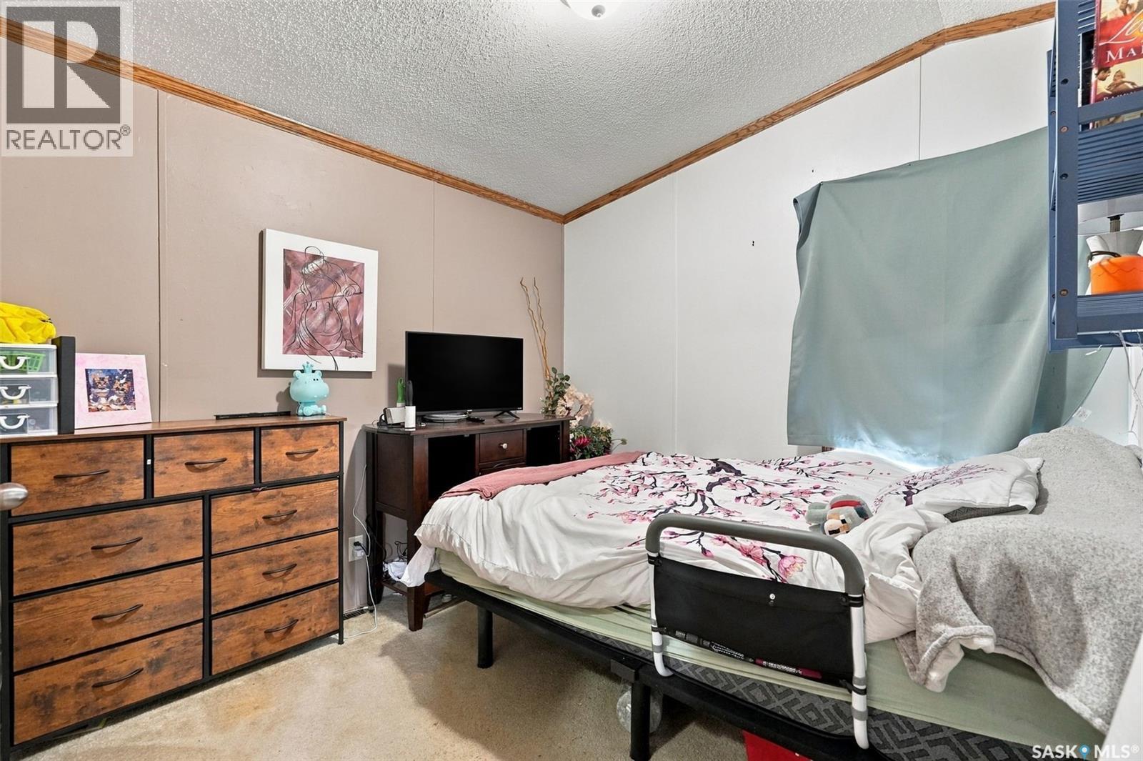 305 5th Avenue, Caronport, Saskatchewan  S0H 0S0 - Photo 20 - SK051401
