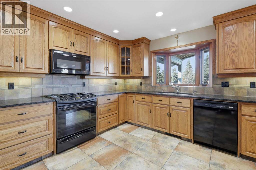 255054 Township Road 432