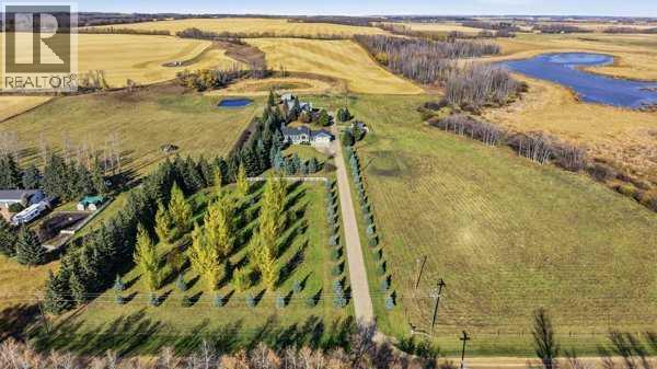 255054 Township Road 432