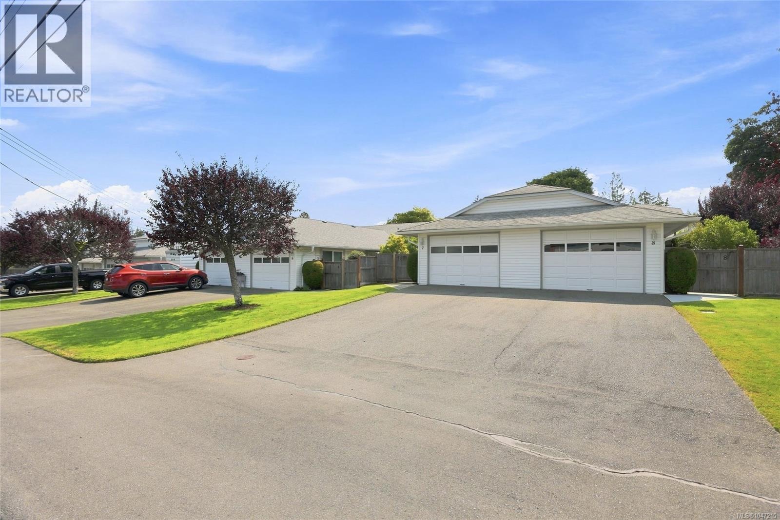 7 144 Fourth Ave E, Qualicum Beach, British Columbia V9K 1N6 - Photo 9 - 1047215