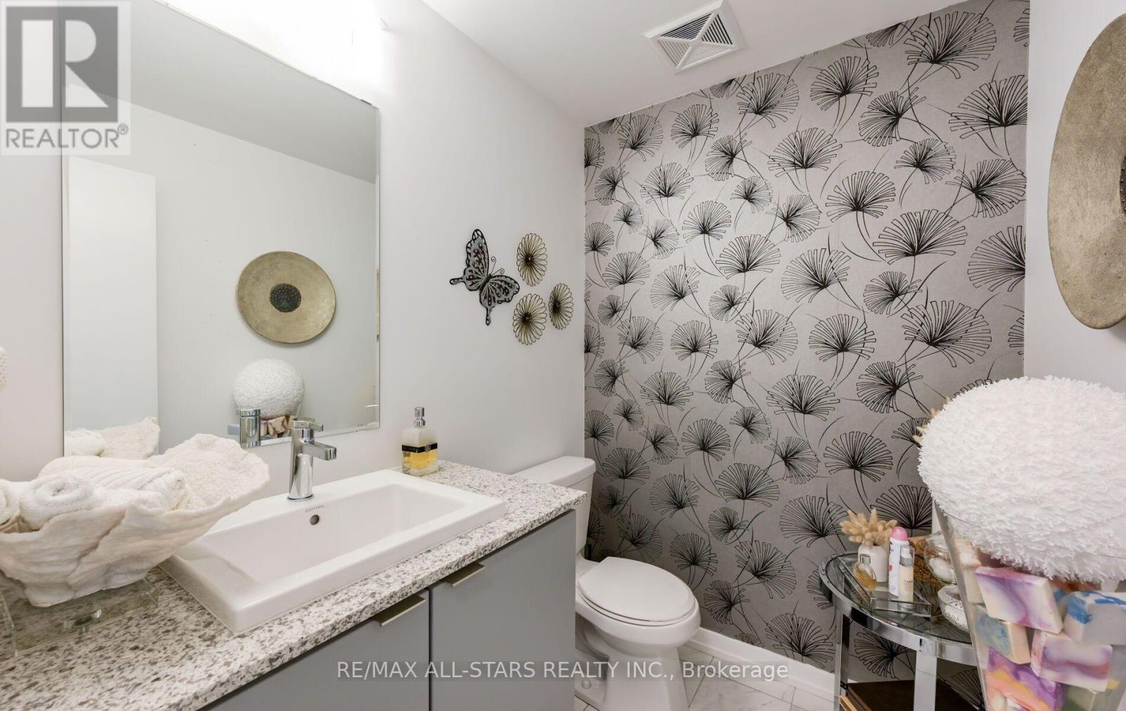 26 - 26 Lytham Green Circle, Newmarket, Ontario  L3Y 0H5 - Photo 17 - N14095776