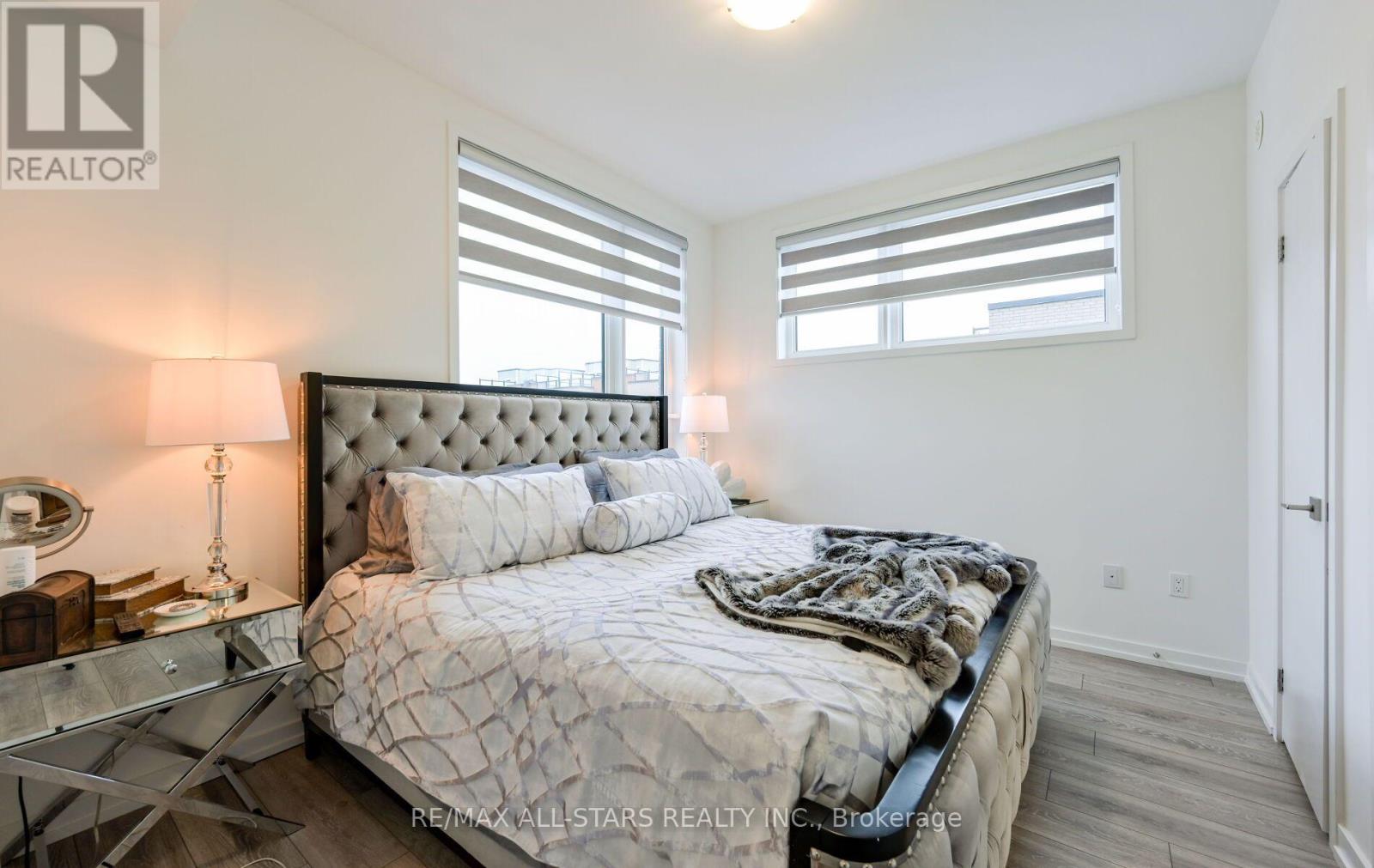 26 - 26 Lytham Green Circle, Newmarket, Ontario  L3Y 0H5 - Photo 19 - N14095776