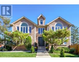 123 HIDDEN TRAIL AVENUE, Richmond Hill, Ontario