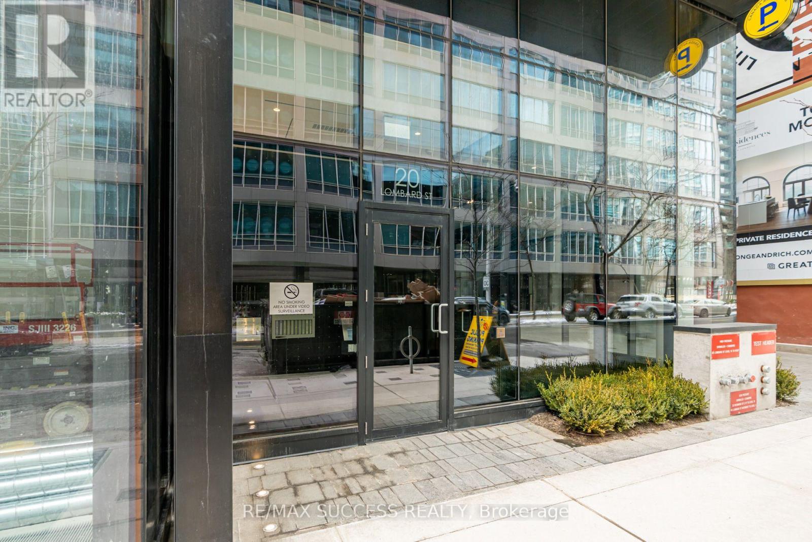 Uph05 - 20 Lombard Street, Toronto, Ontario  M5C 0A7 - Photo 2 - C14095682
