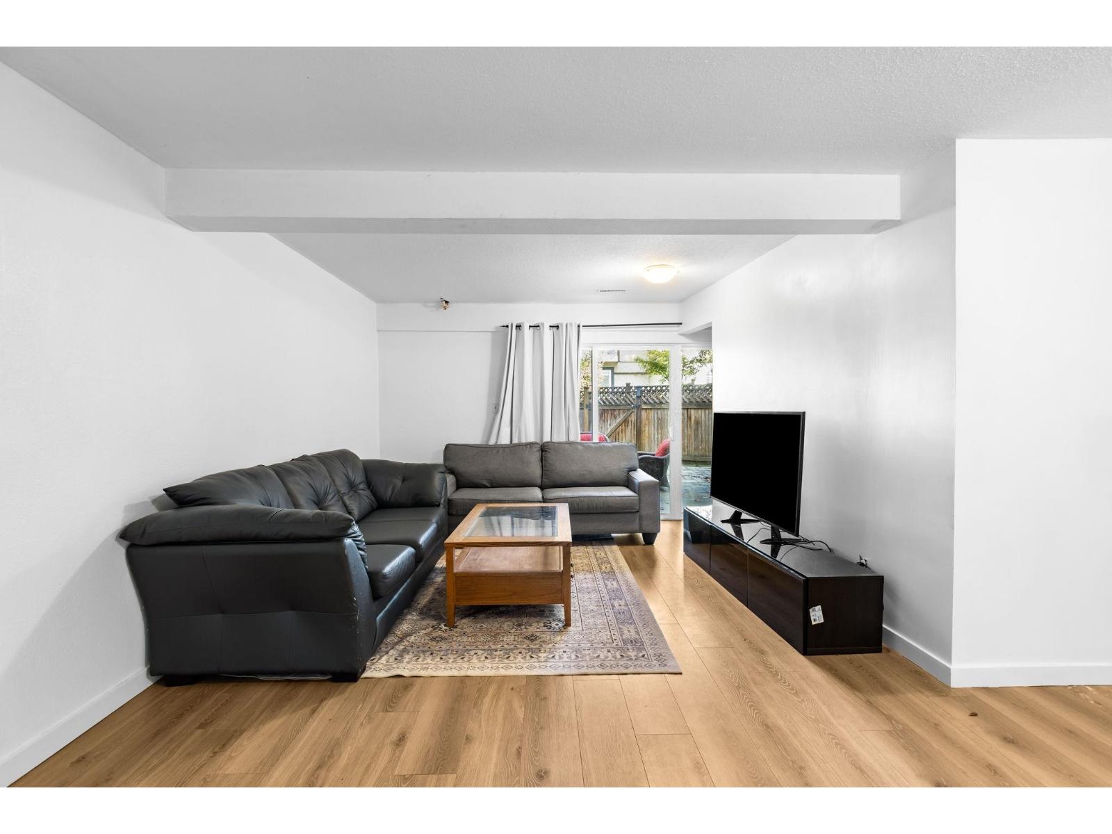 15 33361 WREN CRESCENT