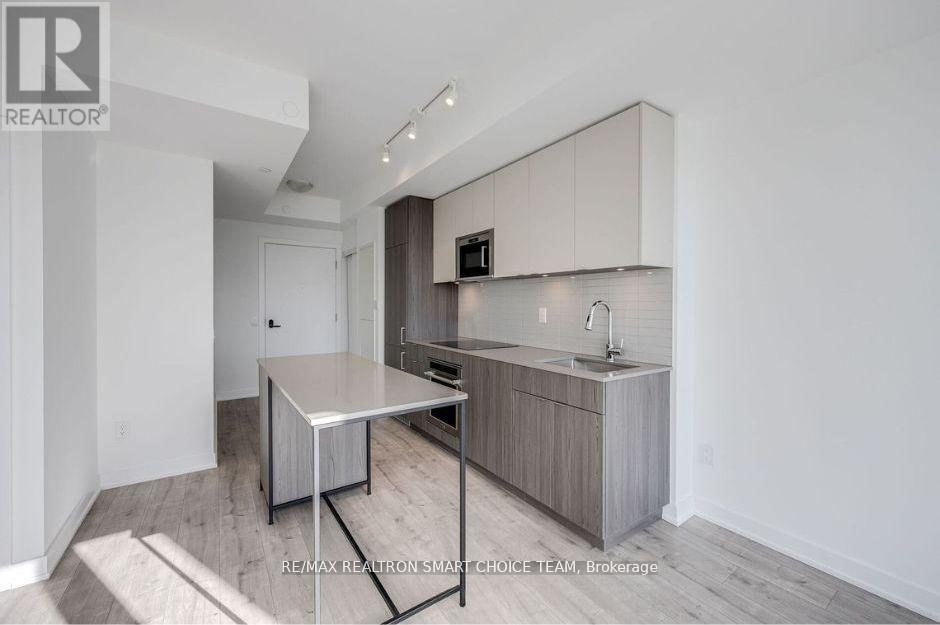 1316 - 220 Missinnihe Way, Mississauga, Ontario  L5H 0A9 - Photo 10 - W14095738