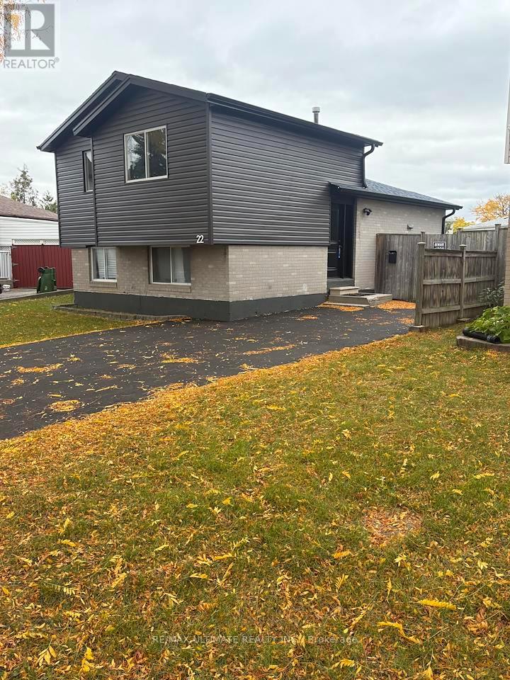 22 Sultan Pool Drive, Toronto, Ontario  M9V 4M2 - Photo 2 - W14095792
