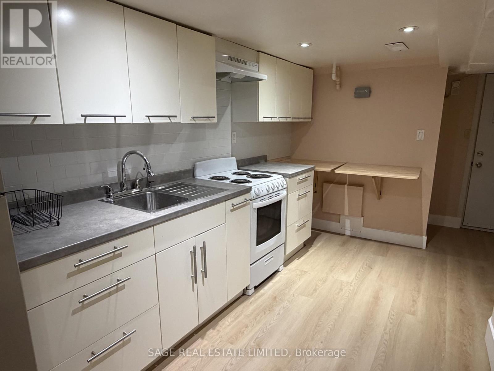 376 Shaw Street, Toronto, Ontario  M6J 2X3 - Photo 7 - C13788964