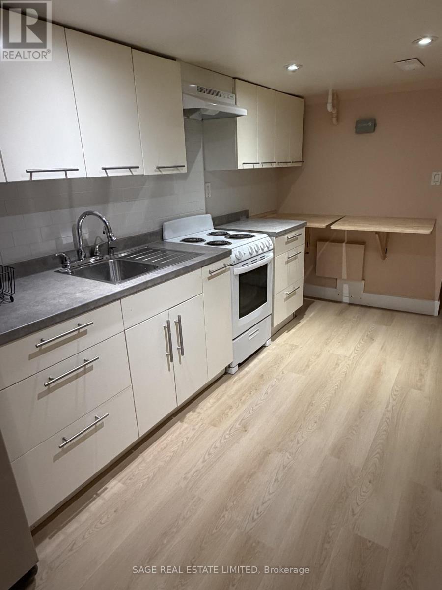 376 Shaw Street, Toronto, Ontario  M6J 2X3 - Photo 4 - C13788964