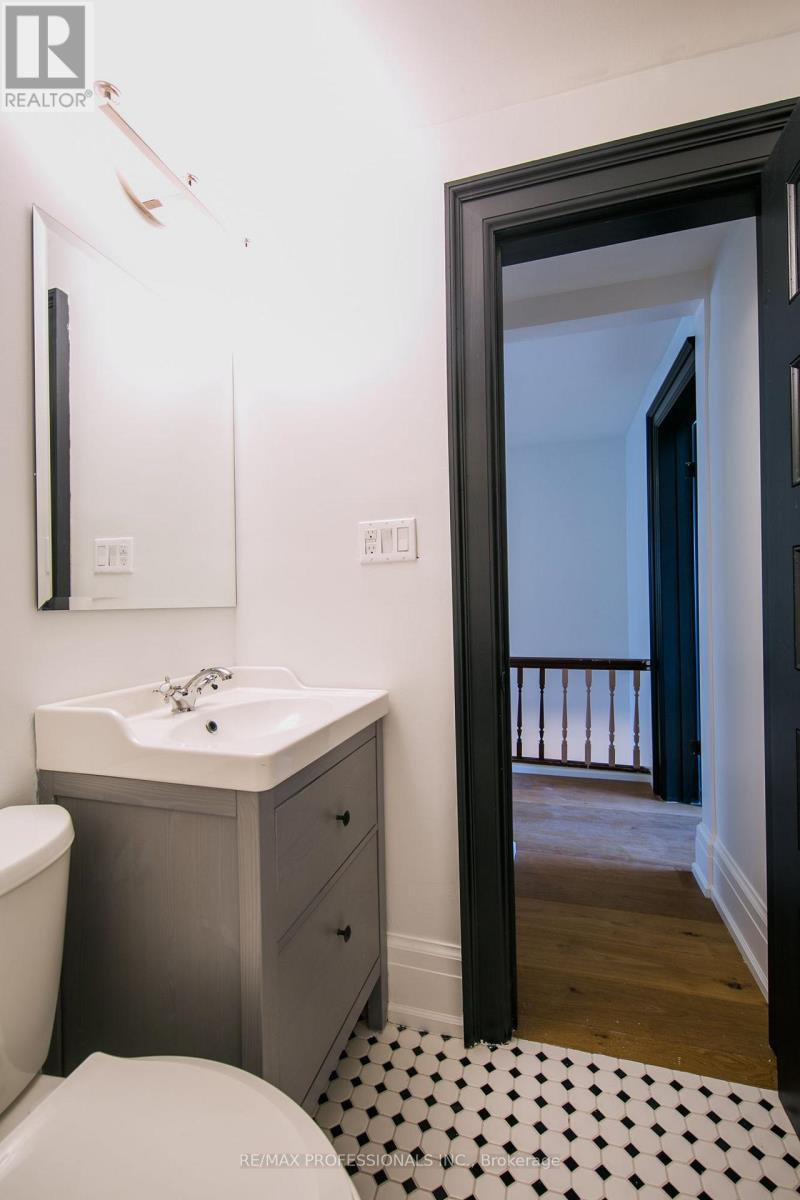 124 Close Avenue, Toronto, Ontario  M6K 2V5 - Photo 29 - W14029340