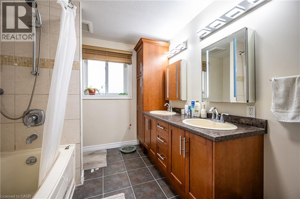 214 Misty Court Unit# Upper, Kitchener, Ontario  N2B 3V4 - Photo 9 - 40872472