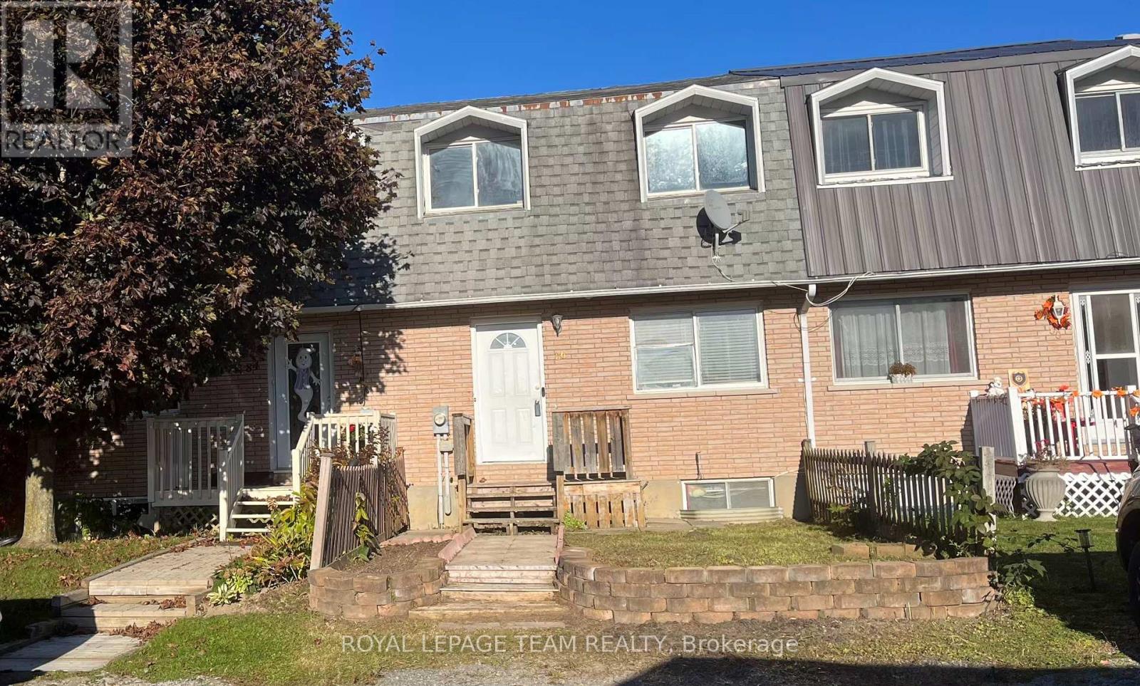 86 CARRAWAY CRESCENT, South Dundas, Ontario