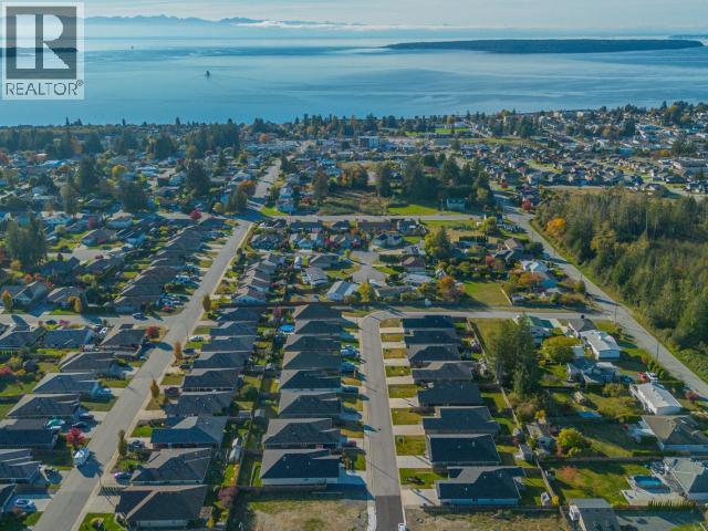 7452 GABRIOLA CRESCENT