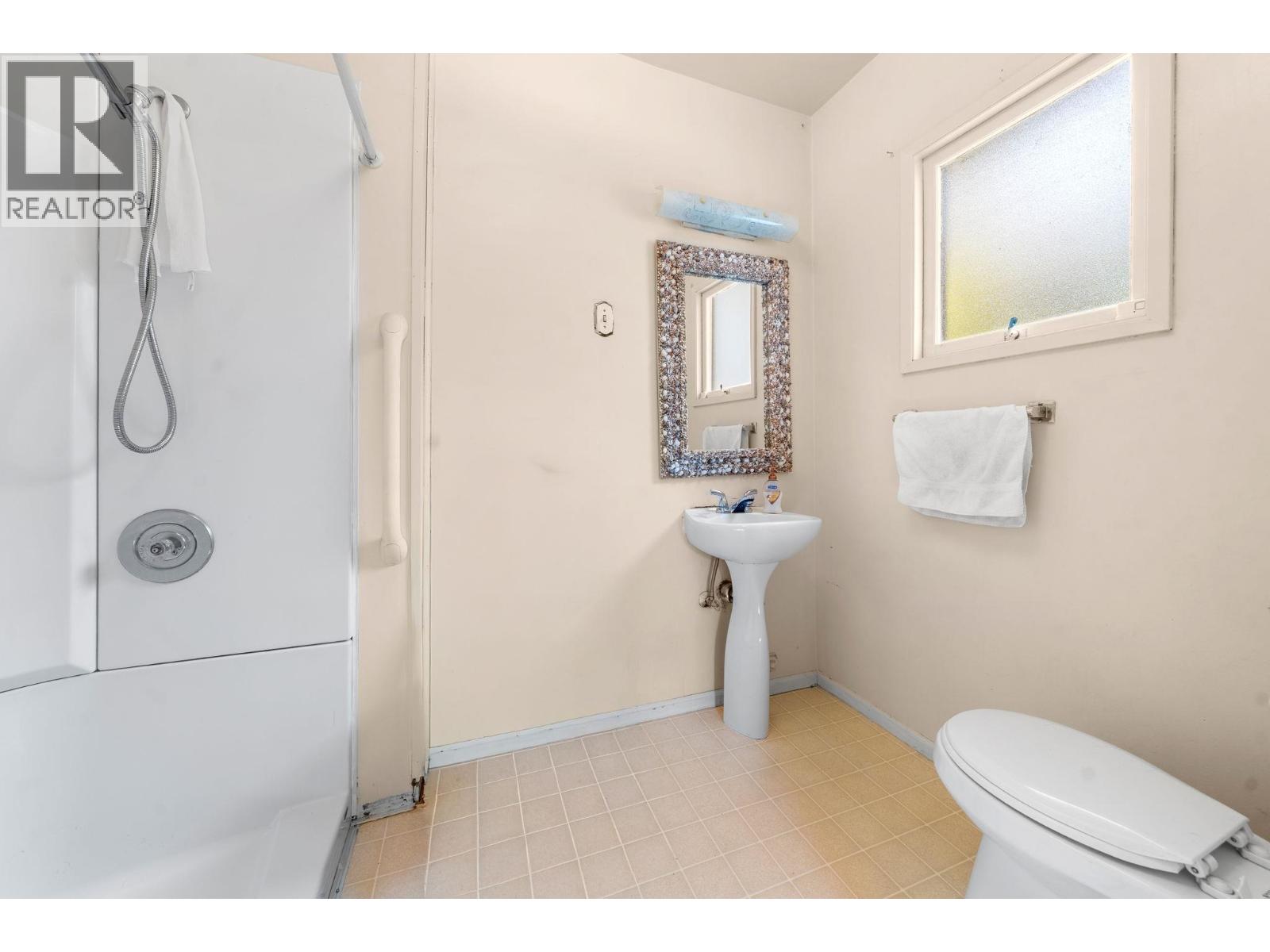 652 W 14th Street, North Vancouver, British Columbia  V7M 1R2 - Photo 19 - R3176692