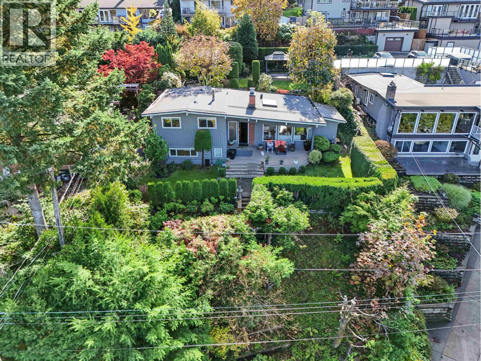 2206 Pinecrest Avenue, Coquitlam, British Columbia  V3J 6T6 - Photo 31 - R3176694