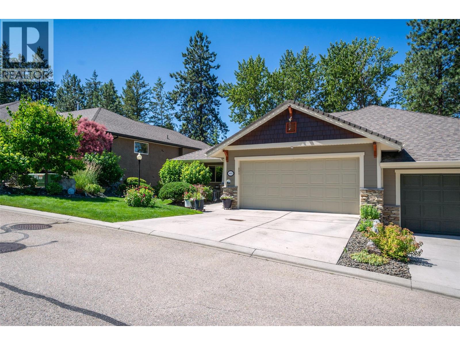 3452 Camelback Drive, Kelowna, British Columbia  V1X 8A8 - Photo 2 - 10403752