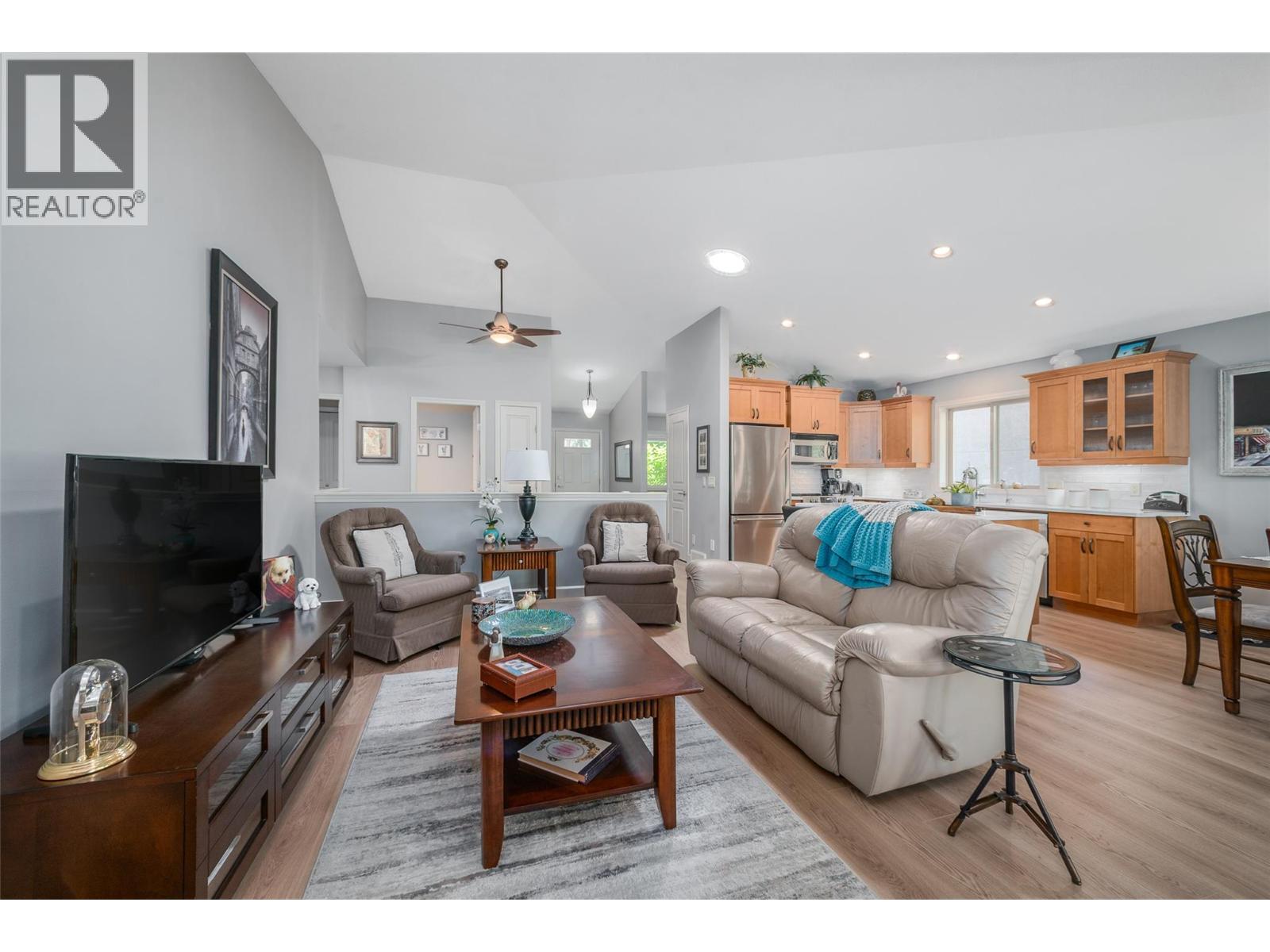 3452 Camelback Drive, Kelowna, British Columbia  V1X 8A8 - Photo 8 - 10403752