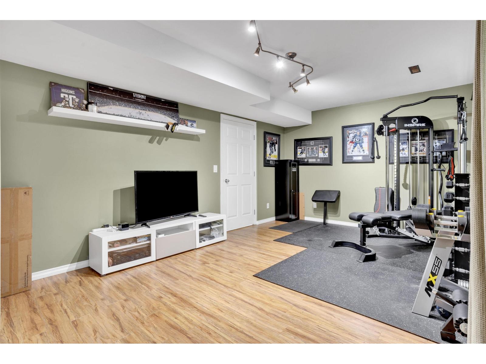 10 46375 CESSNA DRIVE|Chilliwack Proper South