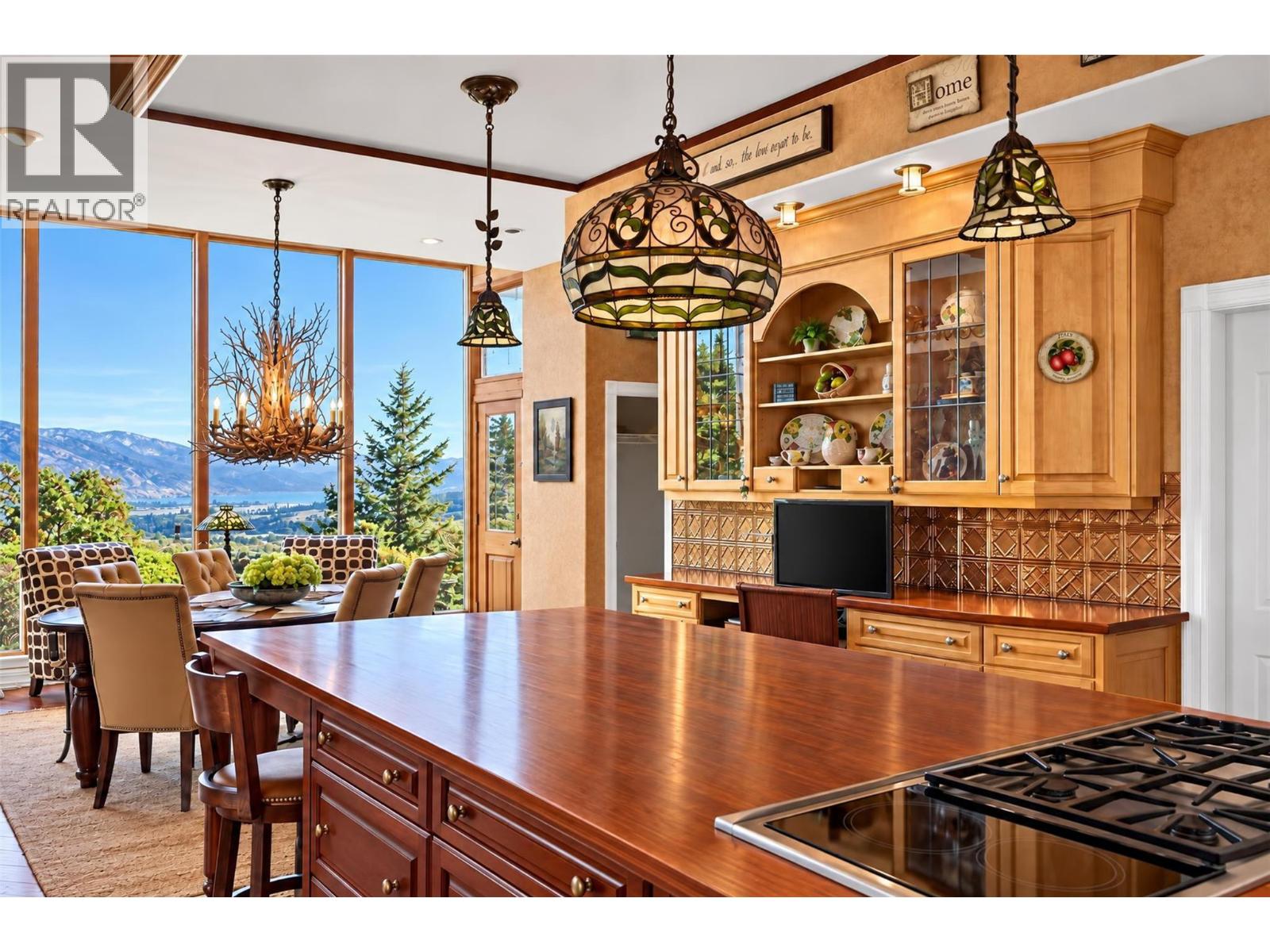2802 West Bench Drive
