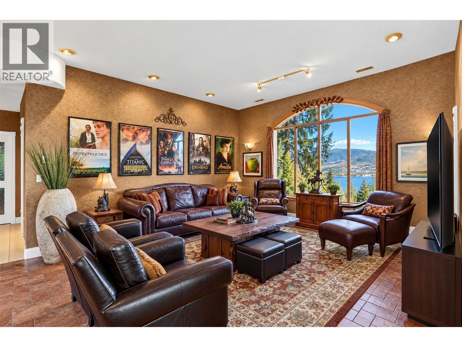 2802 West Bench Drive
