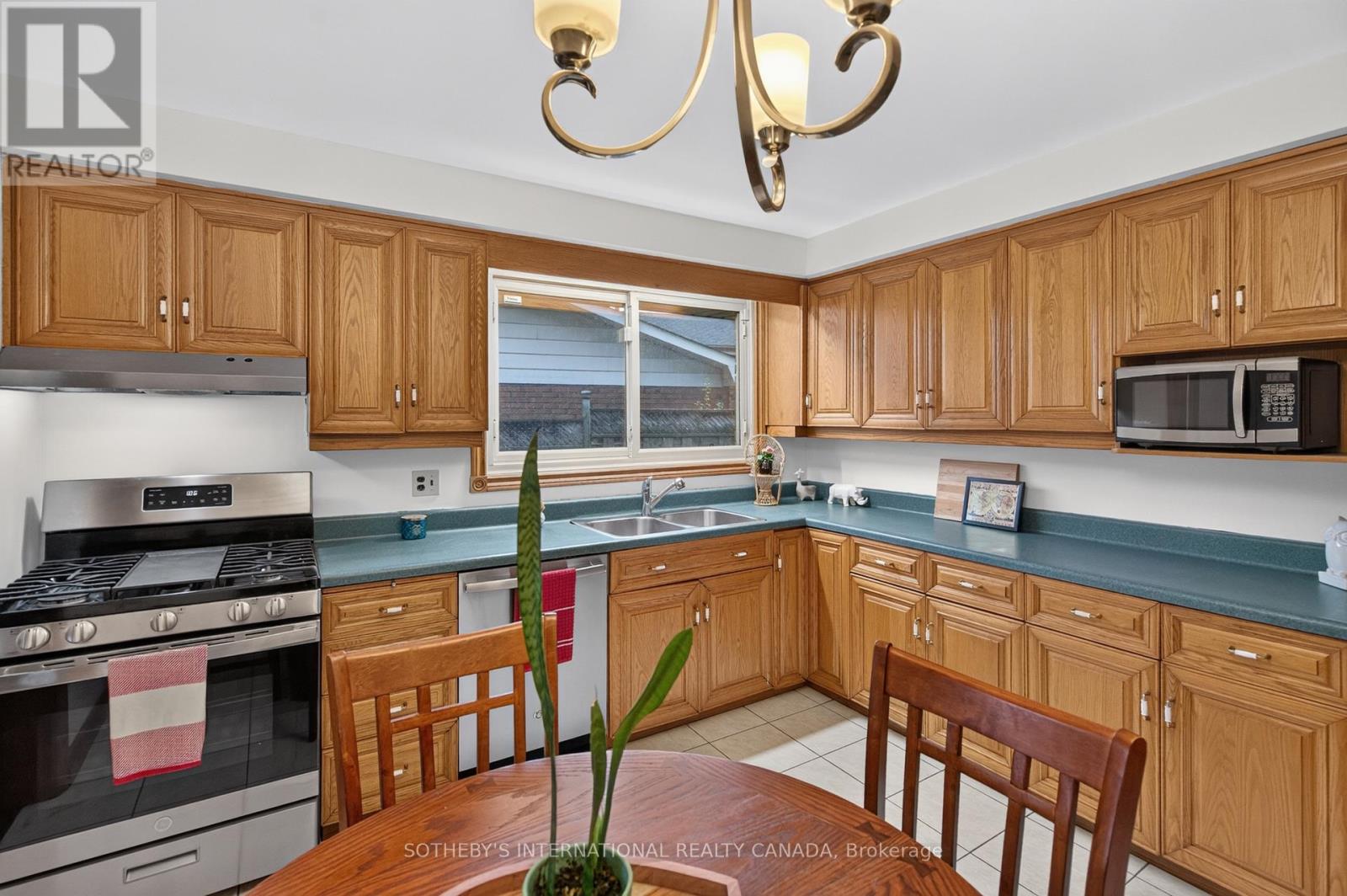 83 Marcella Crescent Sw, Hamilton, Ontario  L8K 6E9 - Photo 16 - X14095840
