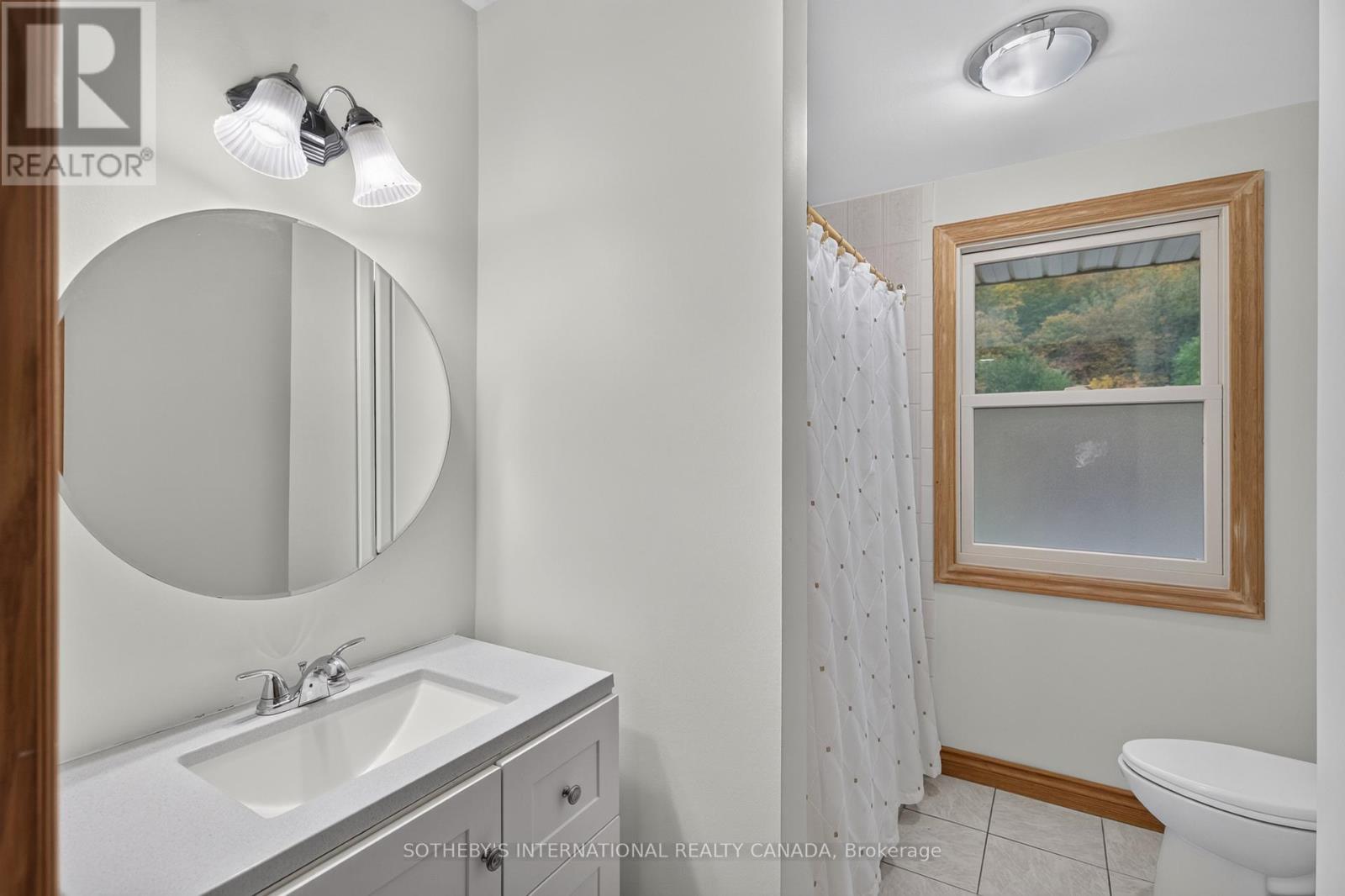 83 Marcella Crescent Sw, Hamilton, Ontario  L8K 6E9 - Photo 18 - X14095840