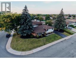 83 MARCELLA CRESCENT SW, Hamilton, Ontario
