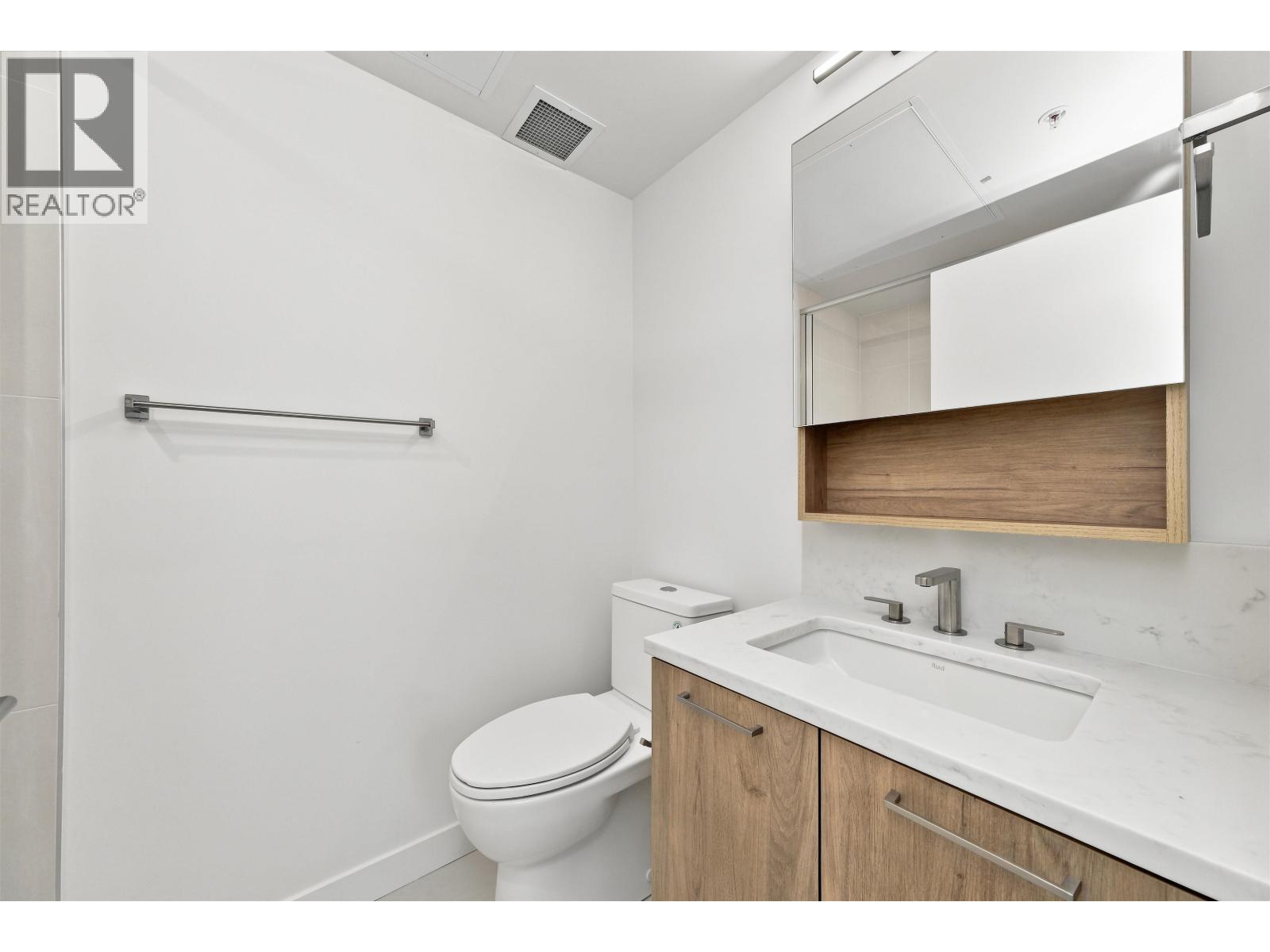 331 82 First Street, New Westminster, British Columbia  V3L 0L8 - Photo 15 - R3176355