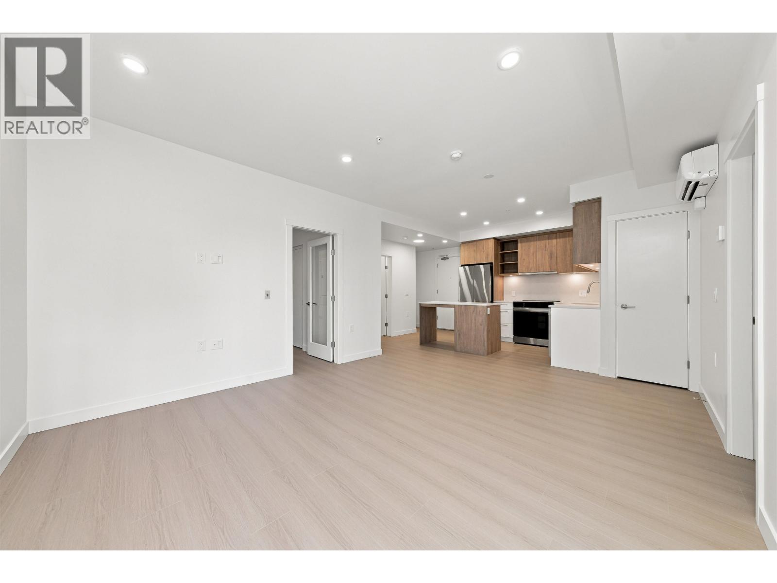 331 82 First Street, New Westminster, British Columbia  V3L 0L8 - Photo 9 - R3176355