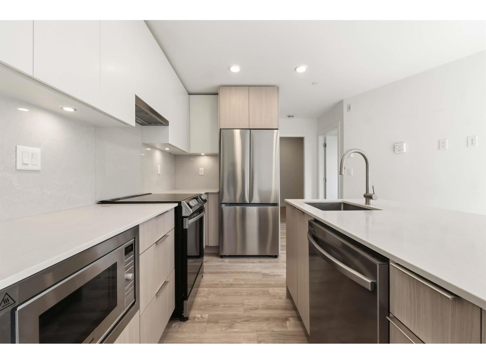 321 13968 Laurel Drive, Surrey, British Columbia  V3T 0S9 - Photo 14 - R3176754