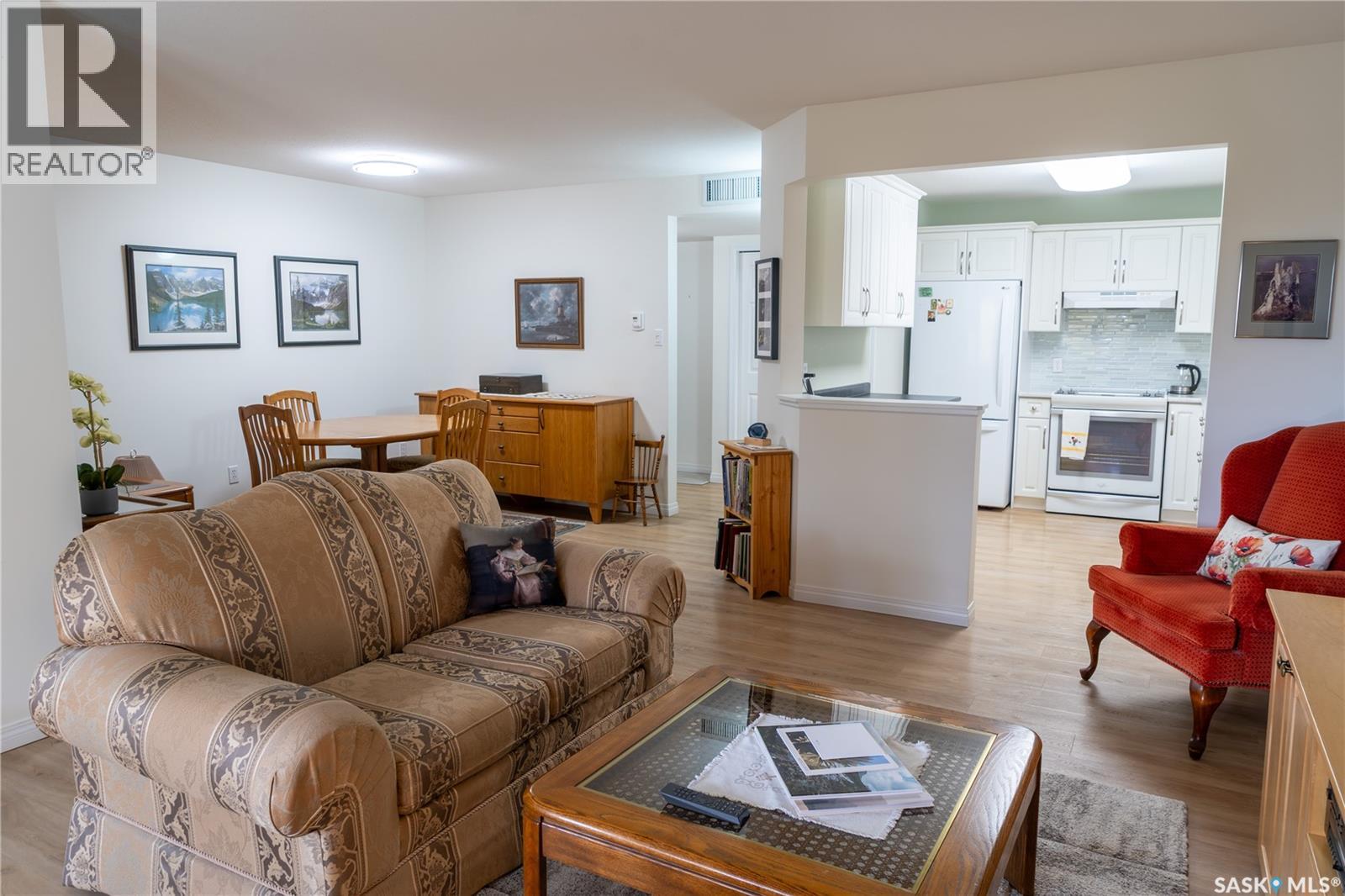 324 305 Pinehouse Drive, Saskatoon, Saskatchewan  S7K 7Z4 - Photo 5 - SK051432