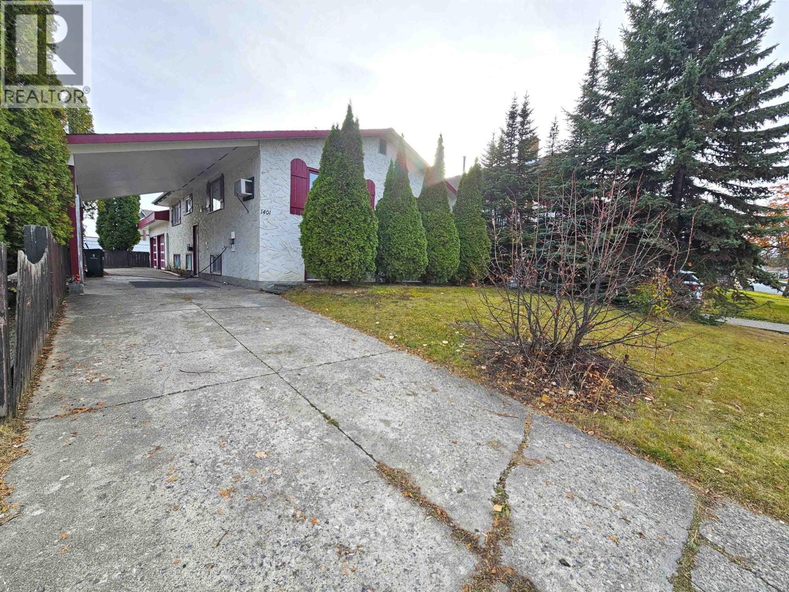 1401 FRASER CRESCENT