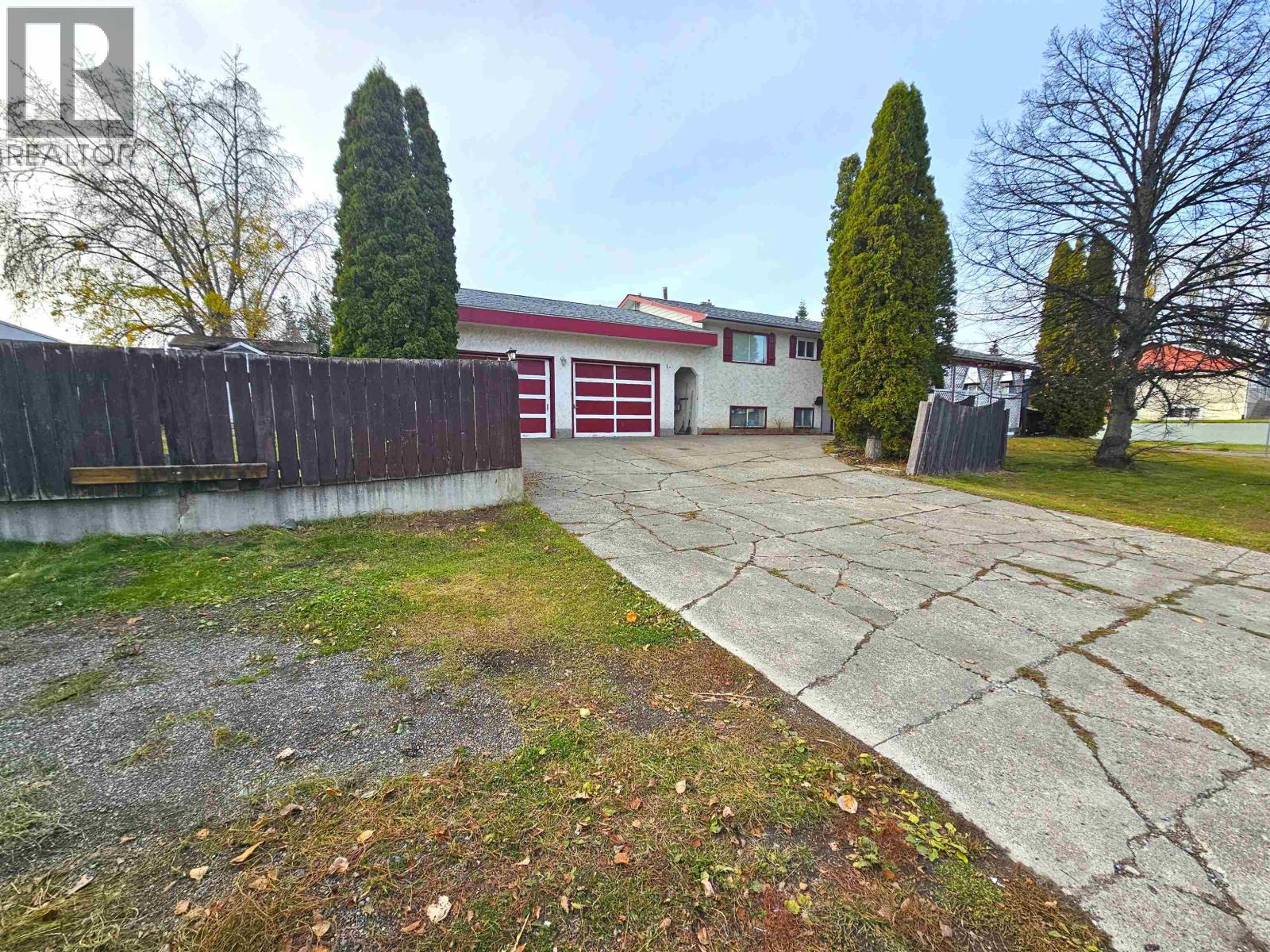 1401 FRASER CRESCENT
